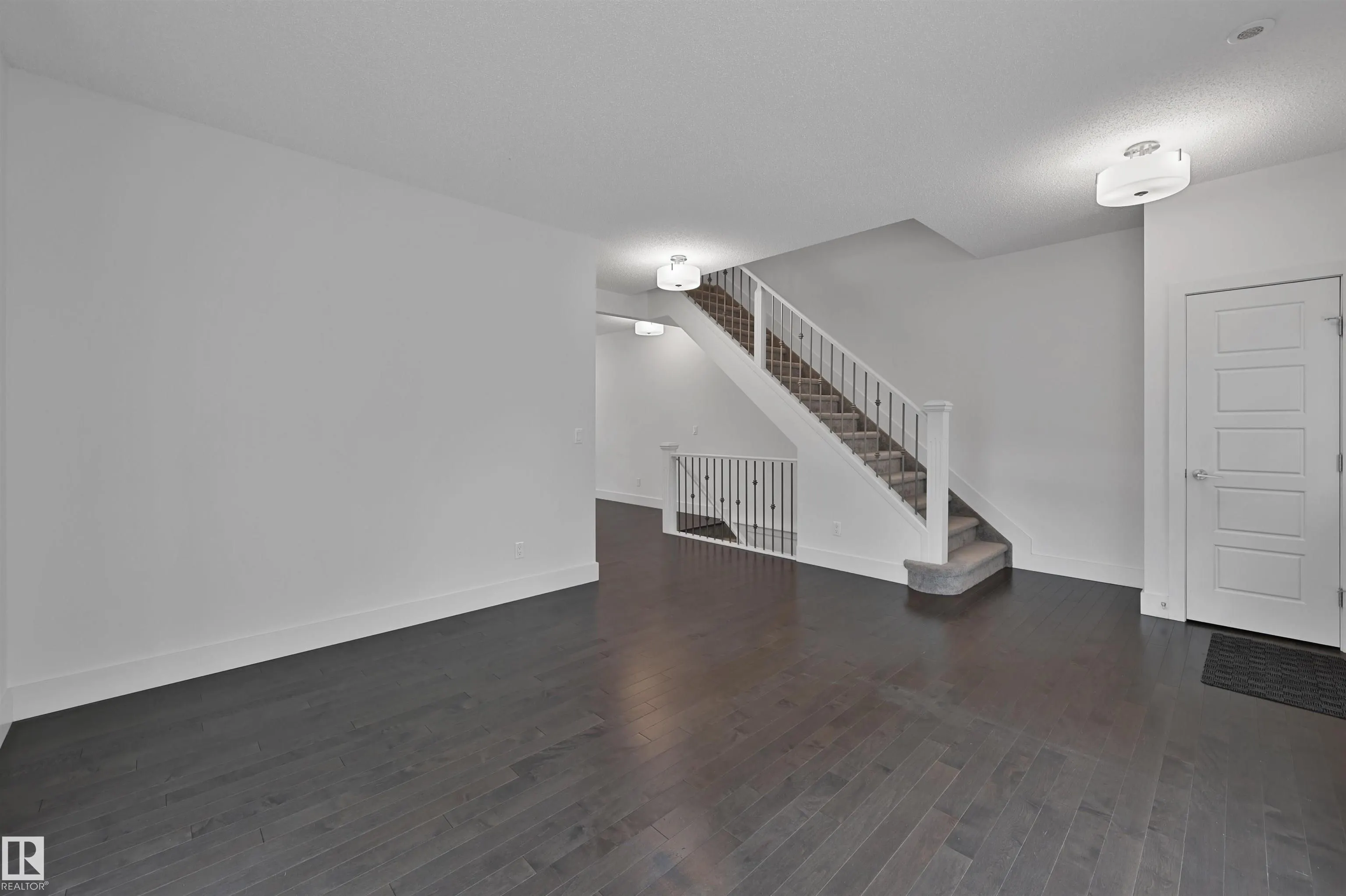 2003 RABBIT HILL Road
