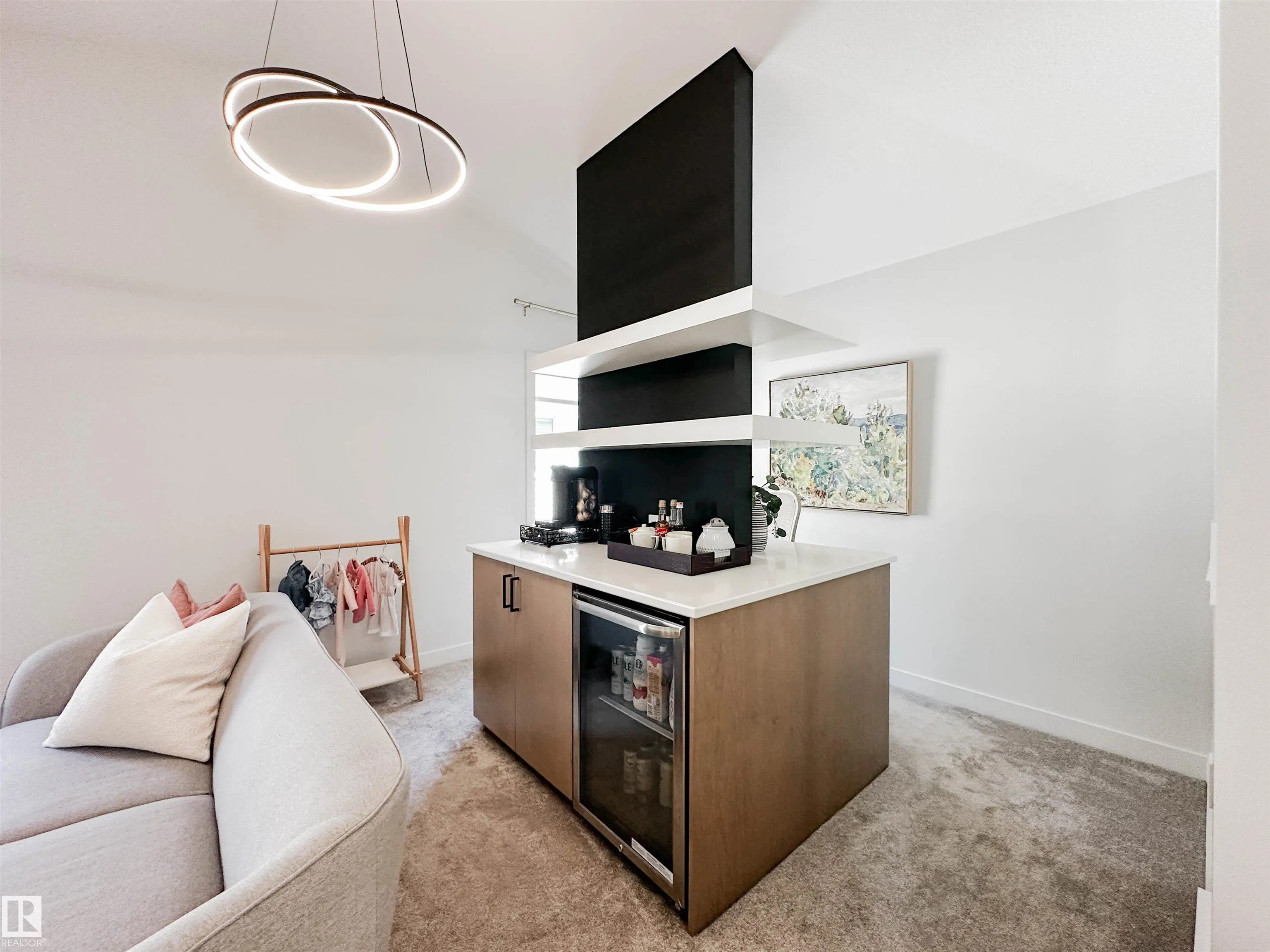52 JAMISON Crescent