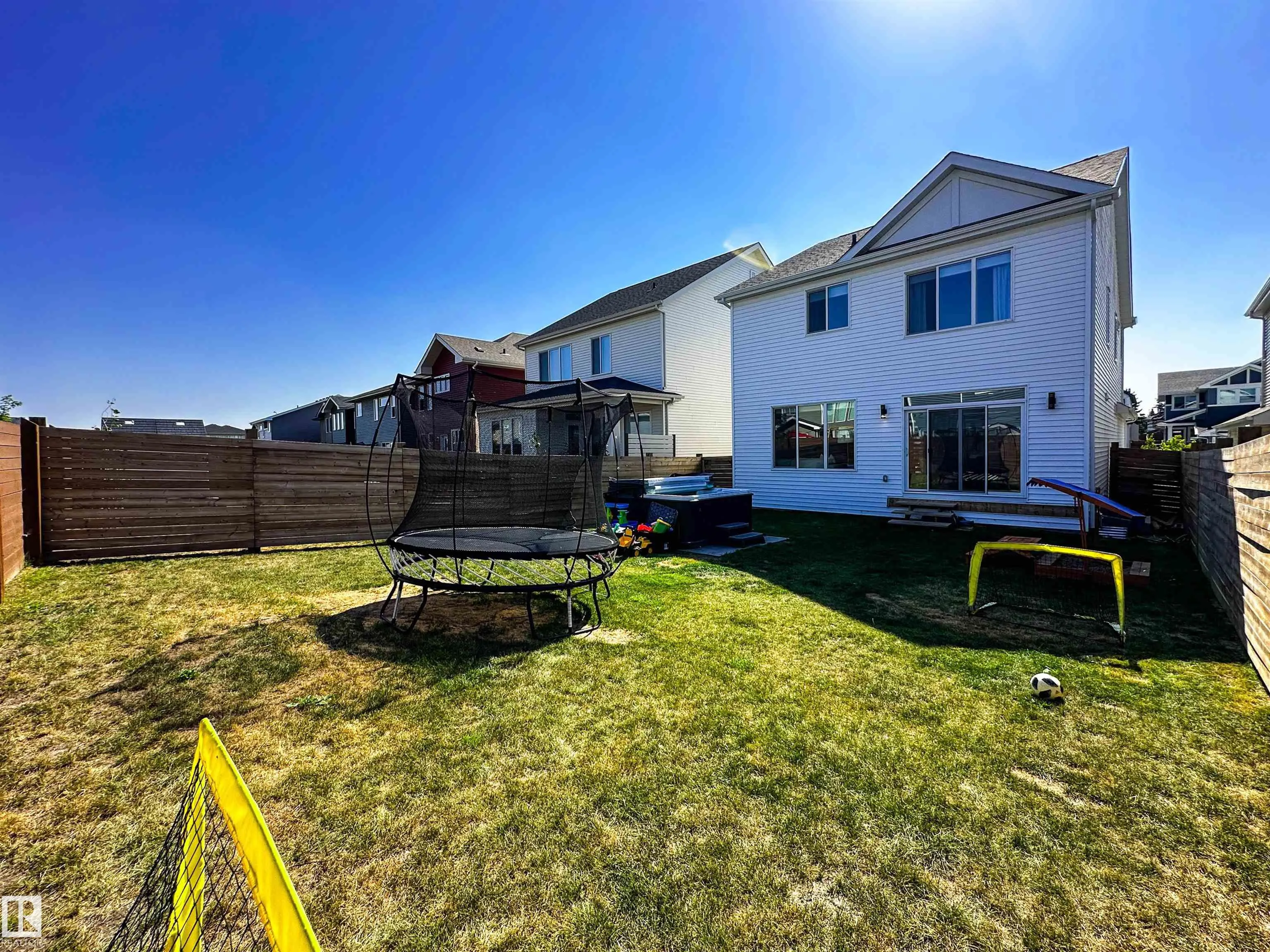 52 JAMISON Crescent