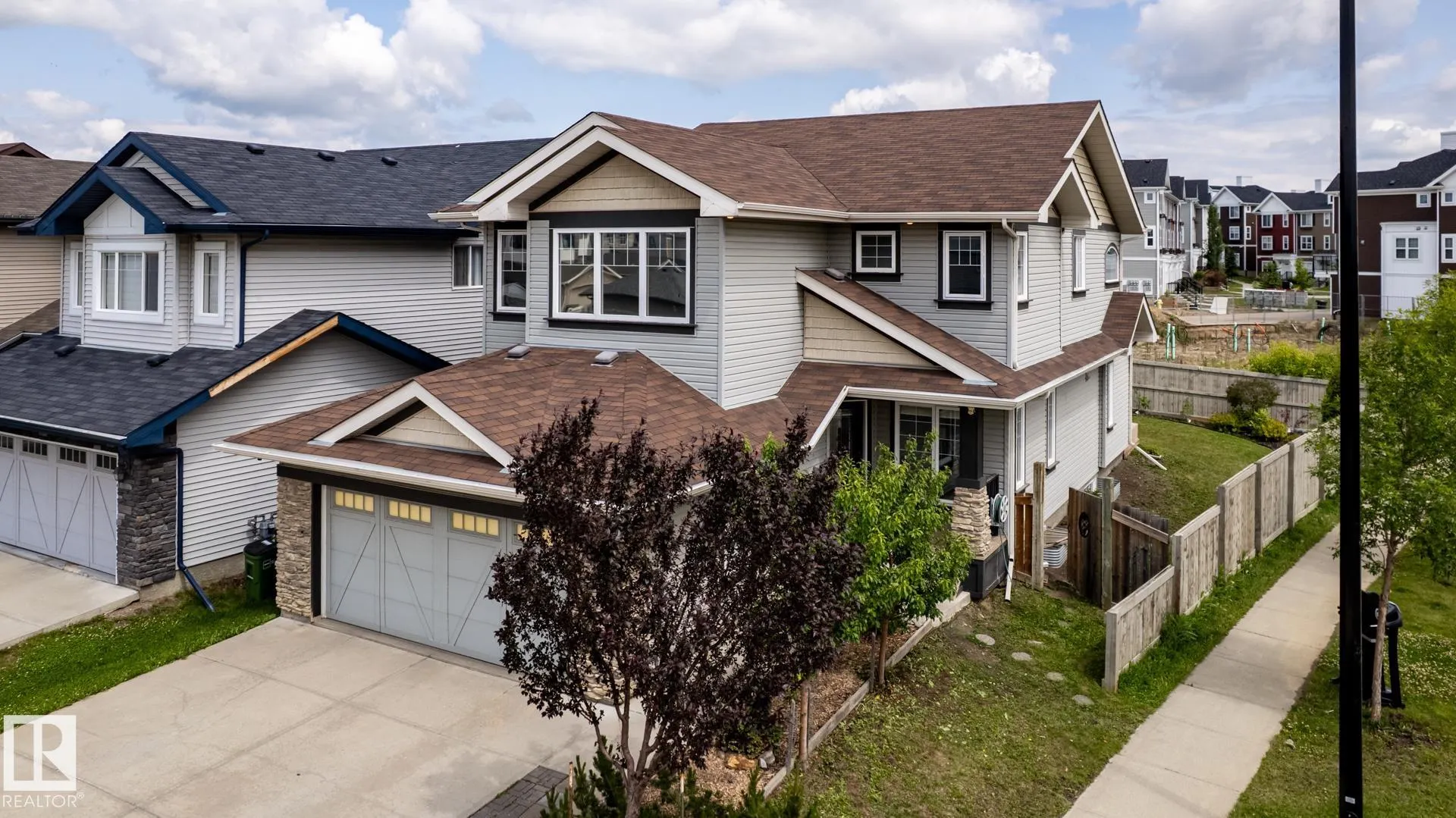 18003 77 Street