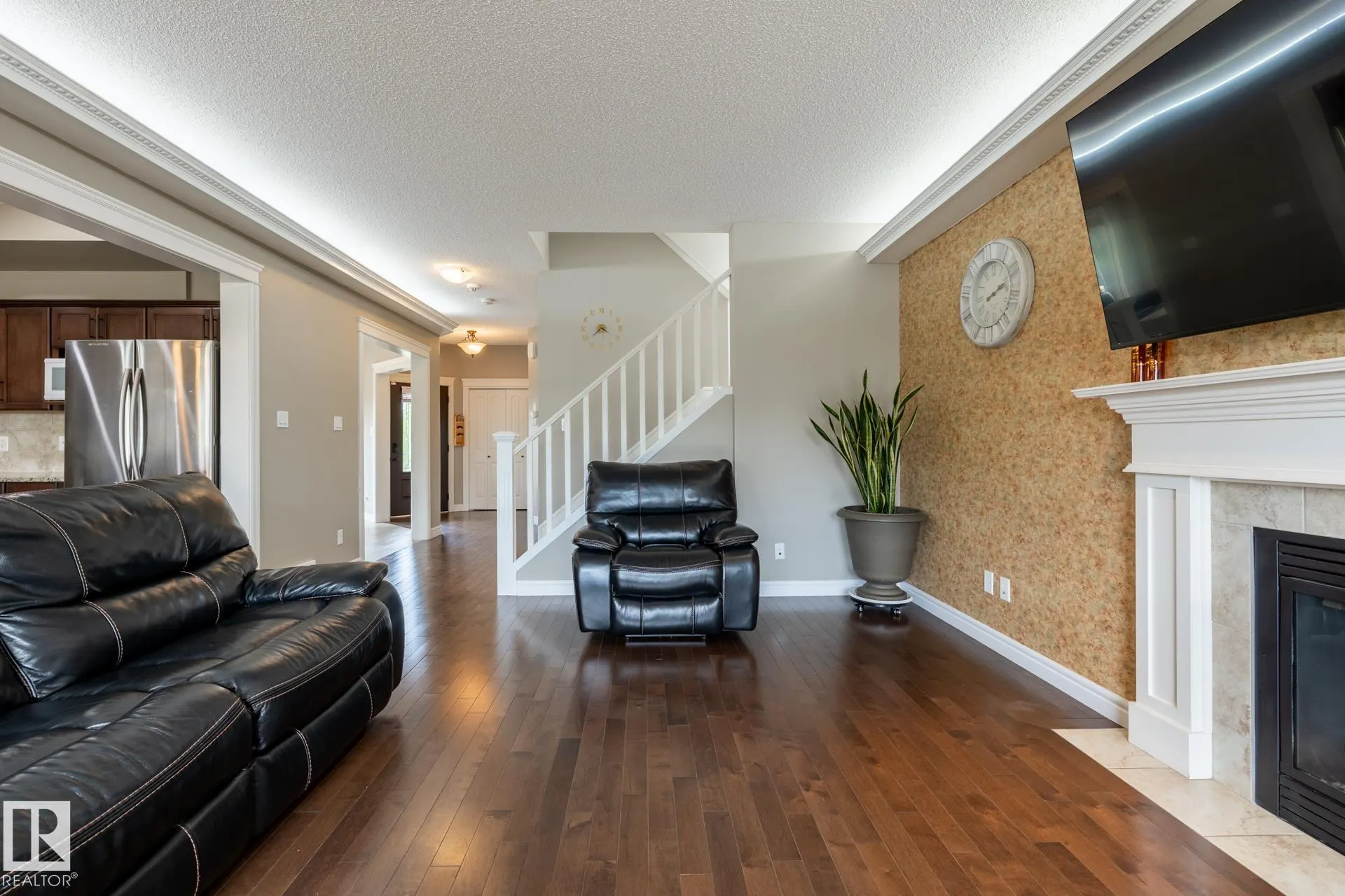 18003 77 Street