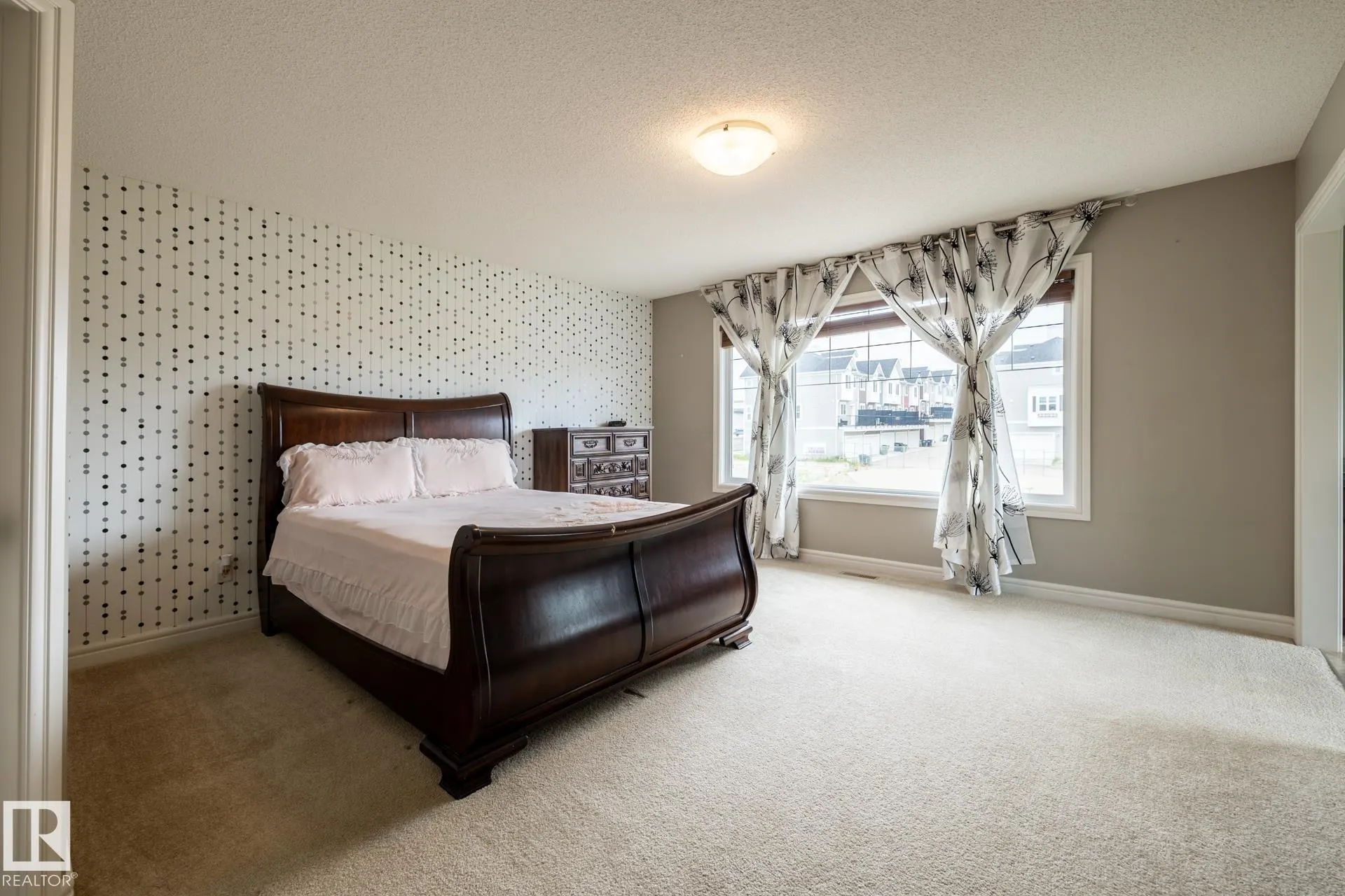 18003 77 Street