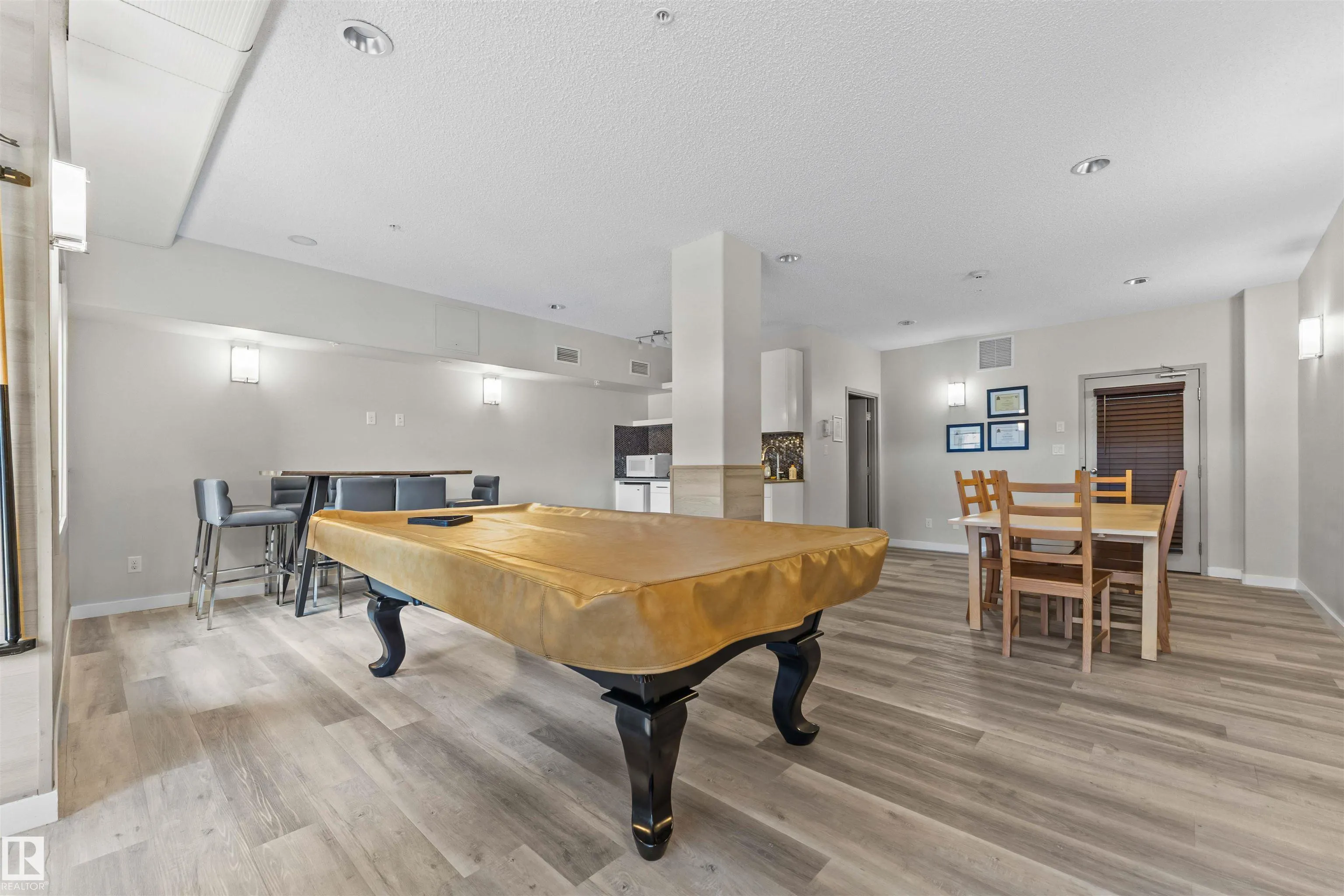 1144 ADAMSON Drive