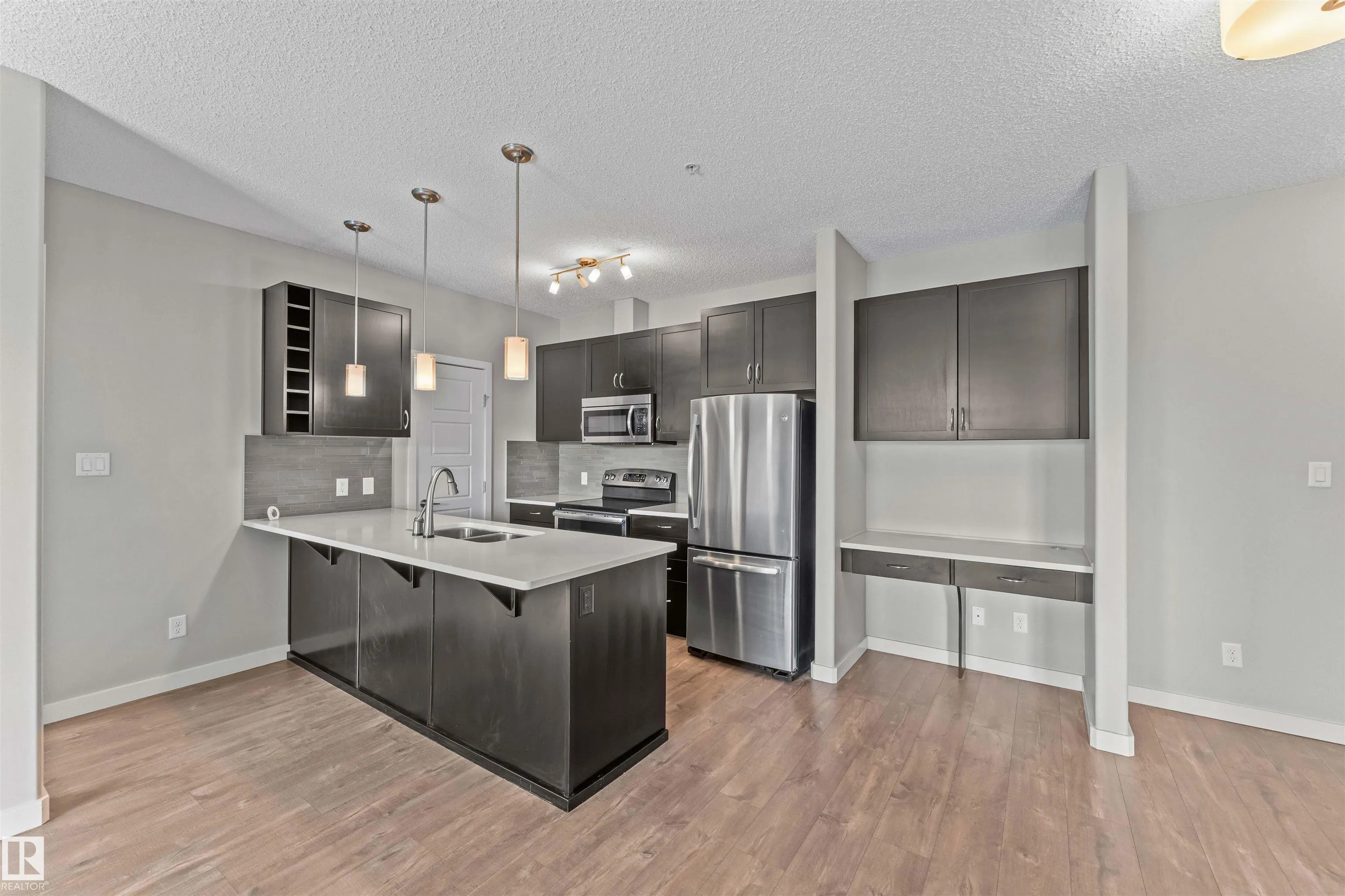 1144 ADAMSON Drive