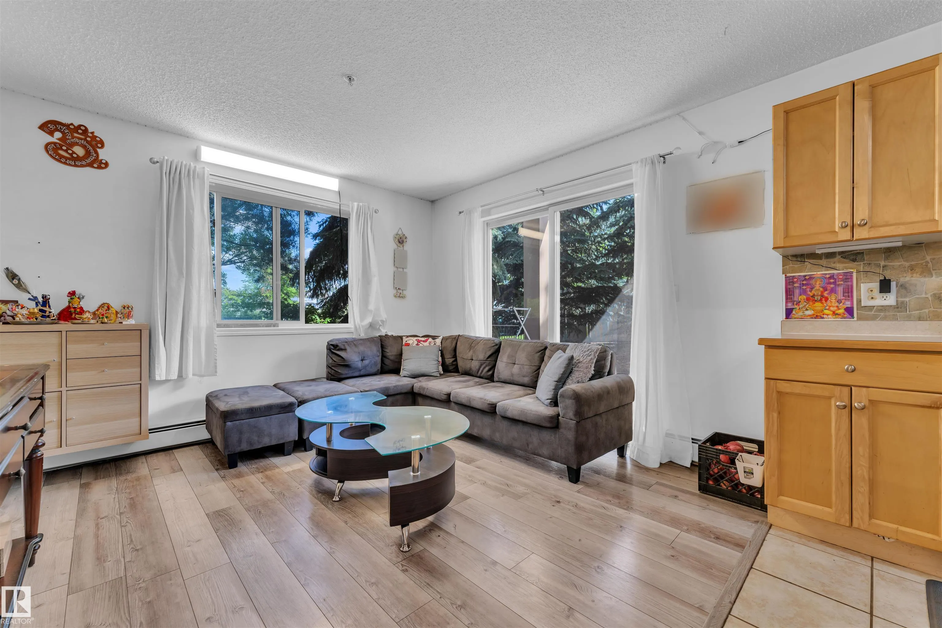 245 EDWARDS Drive