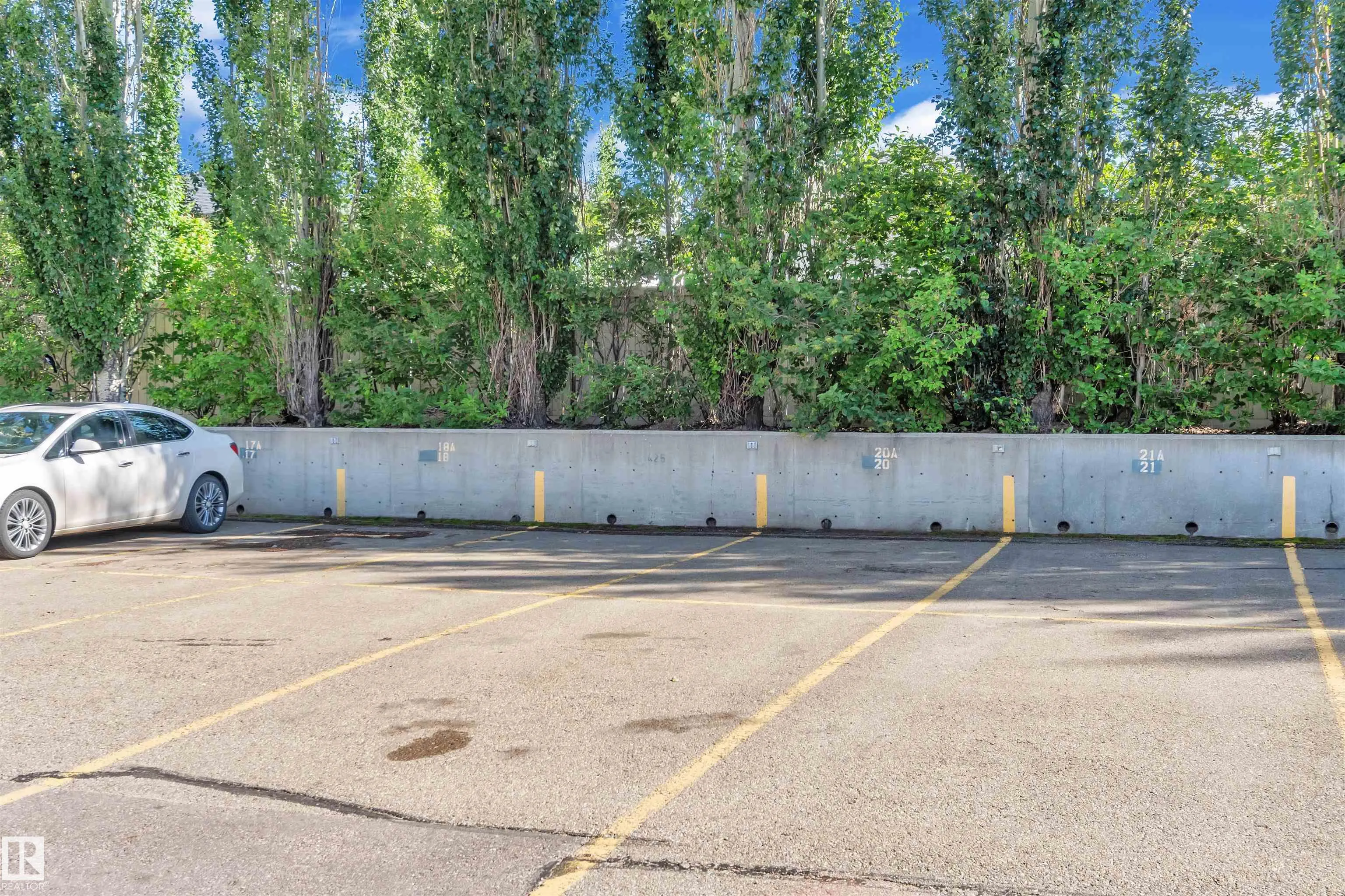 245 EDWARDS Drive
