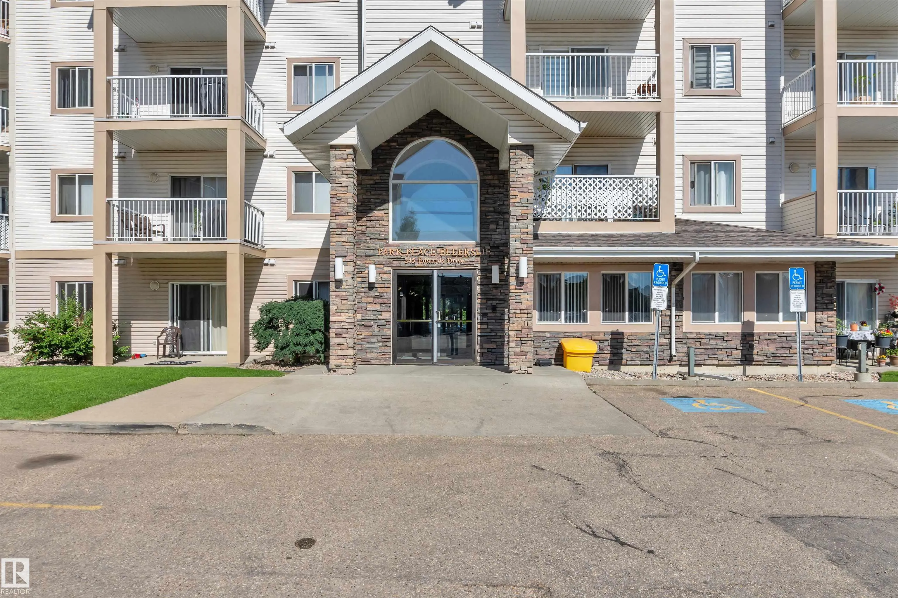 245 EDWARDS Drive