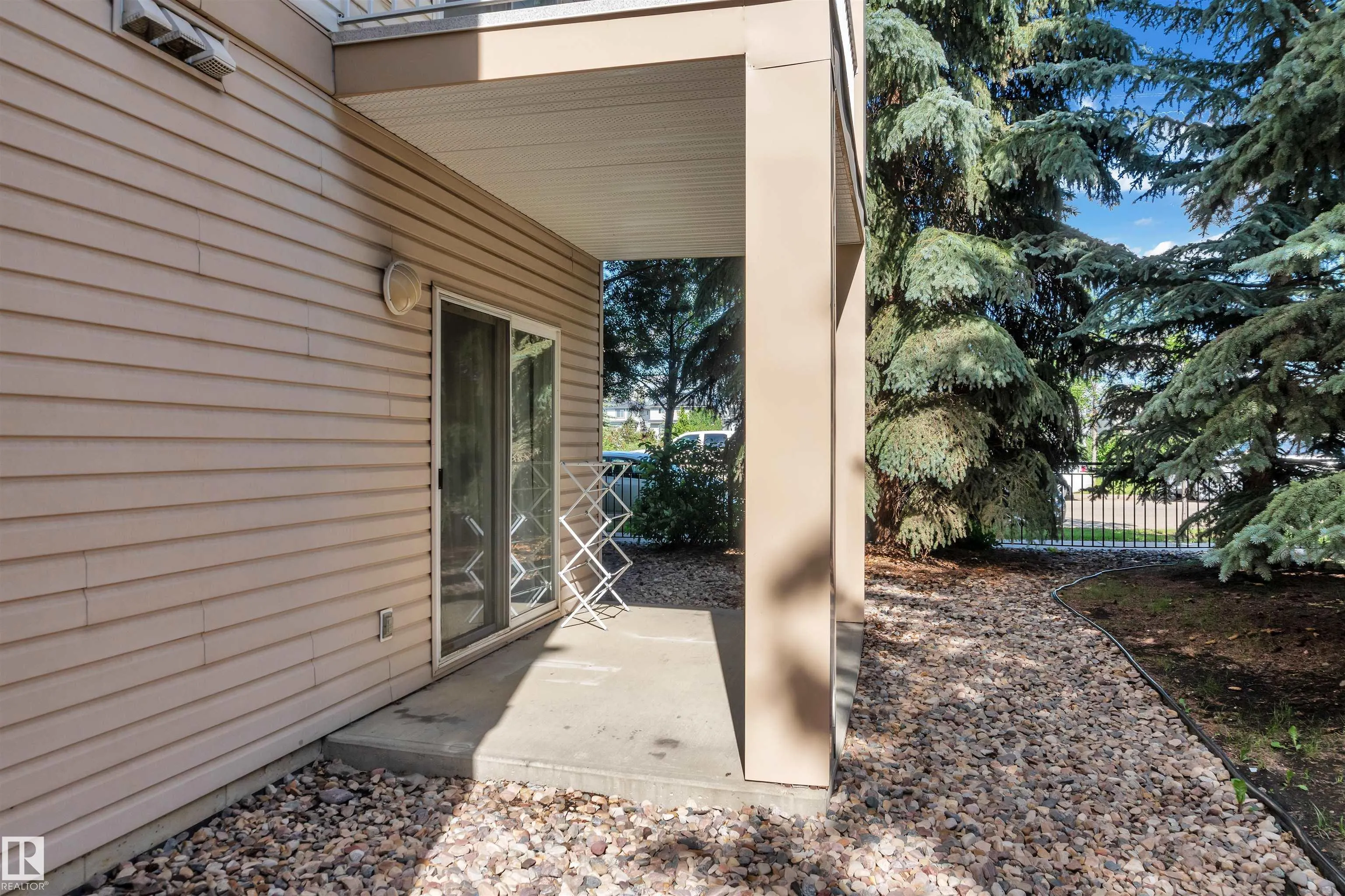 245 EDWARDS Drive