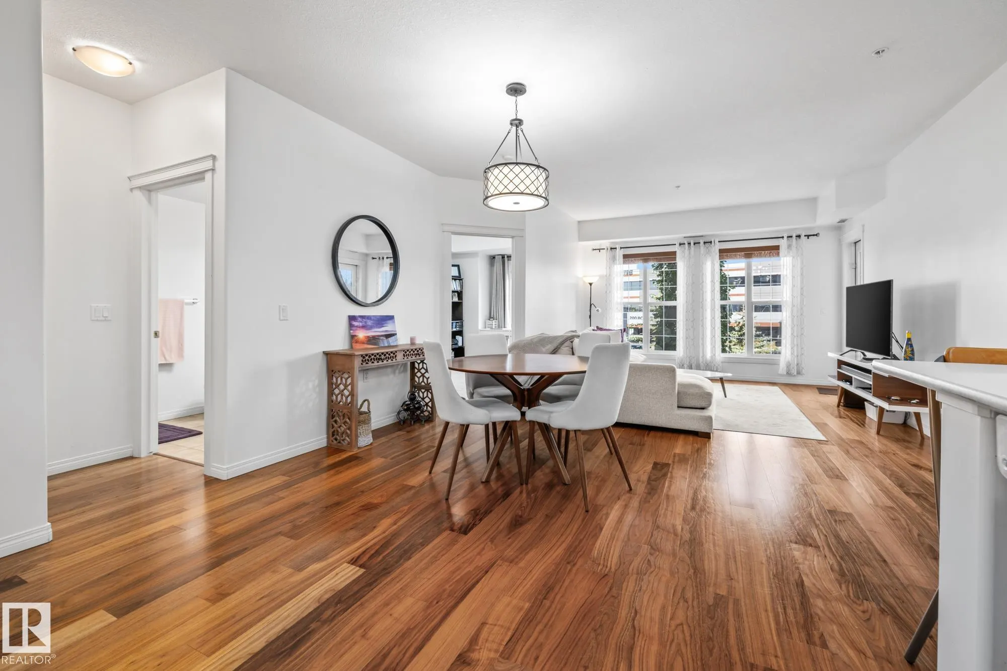 45 INGLEWOOD Drive