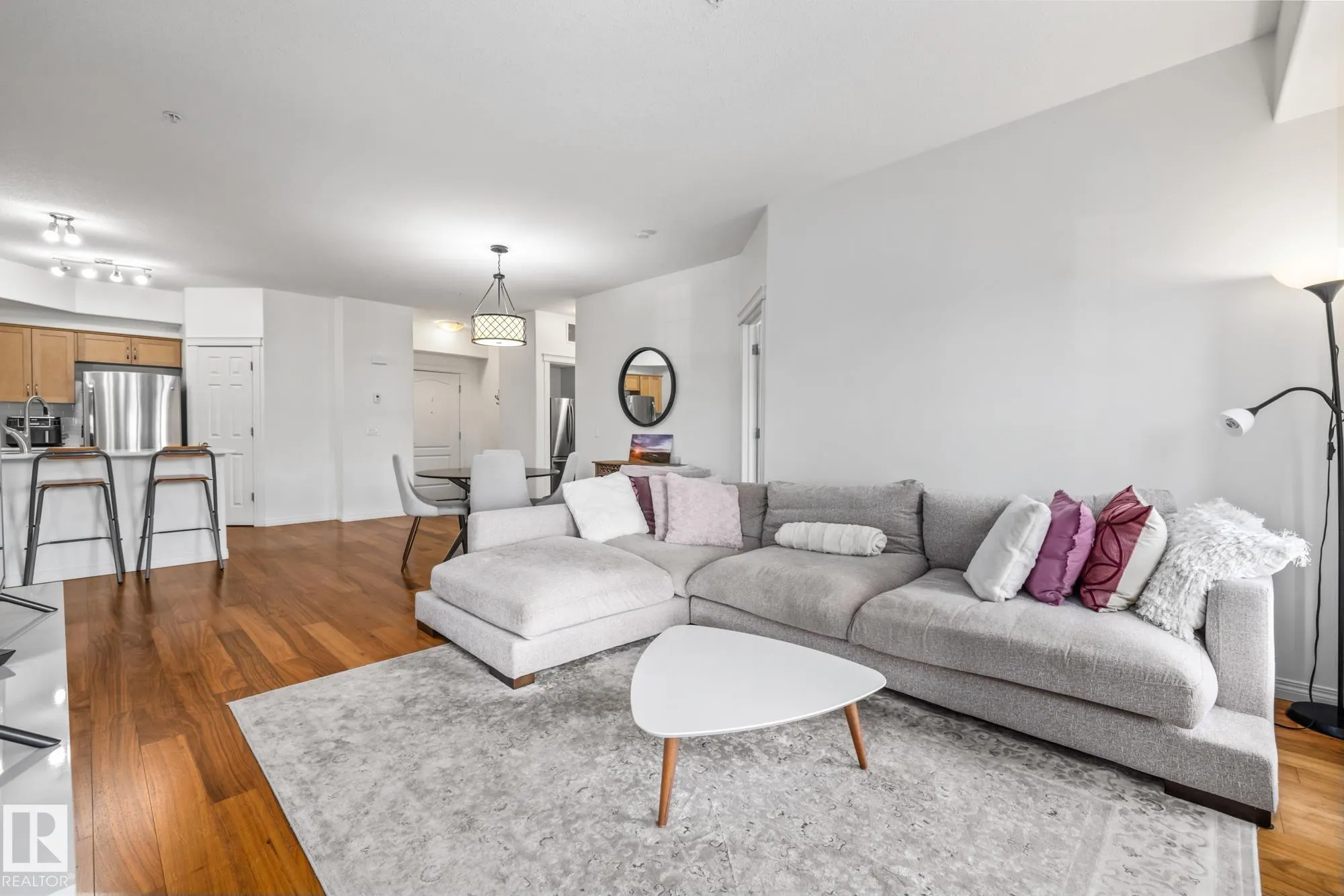 45 INGLEWOOD Drive