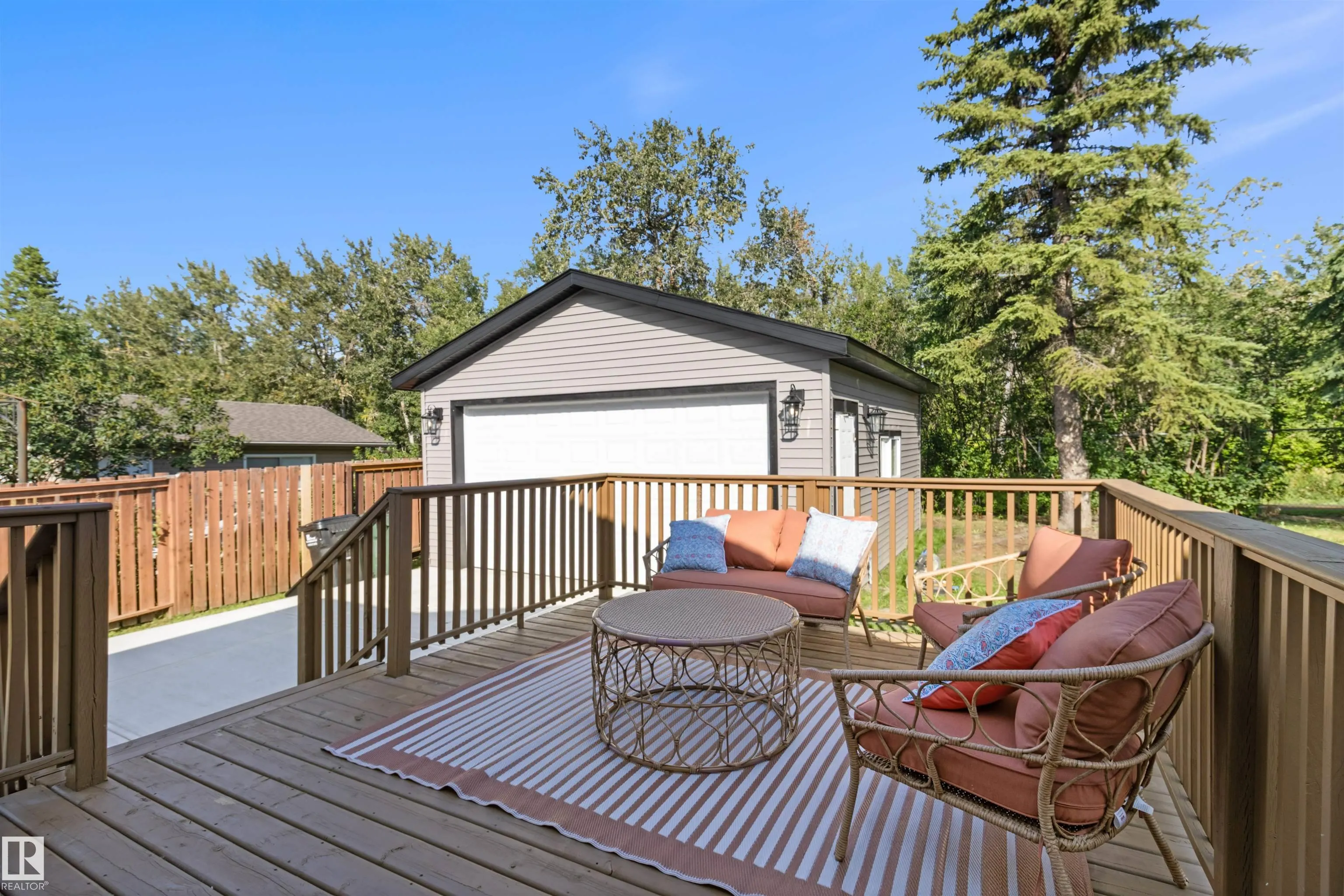 97 GARLAND Crescent