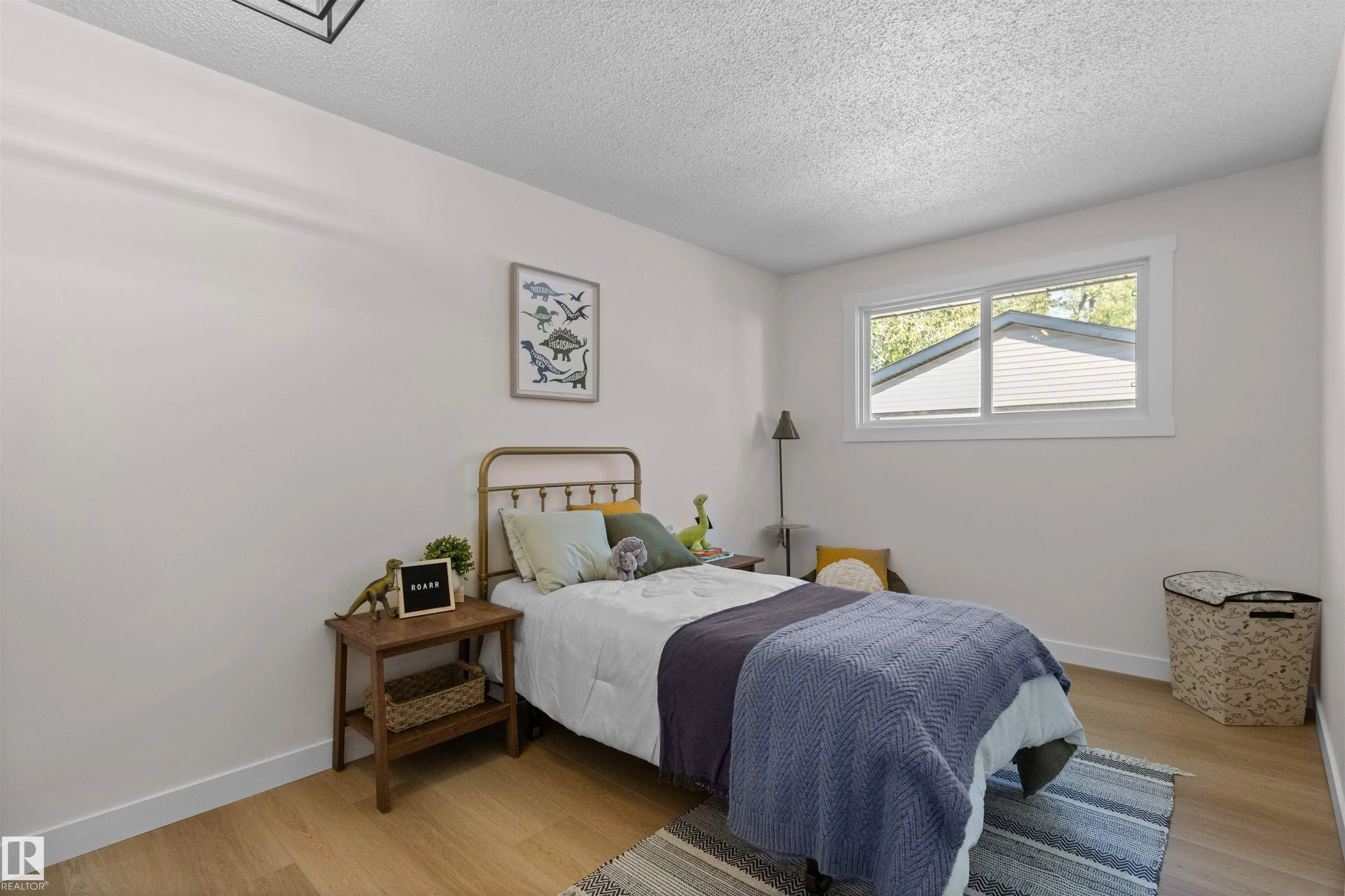 97 GARLAND Crescent