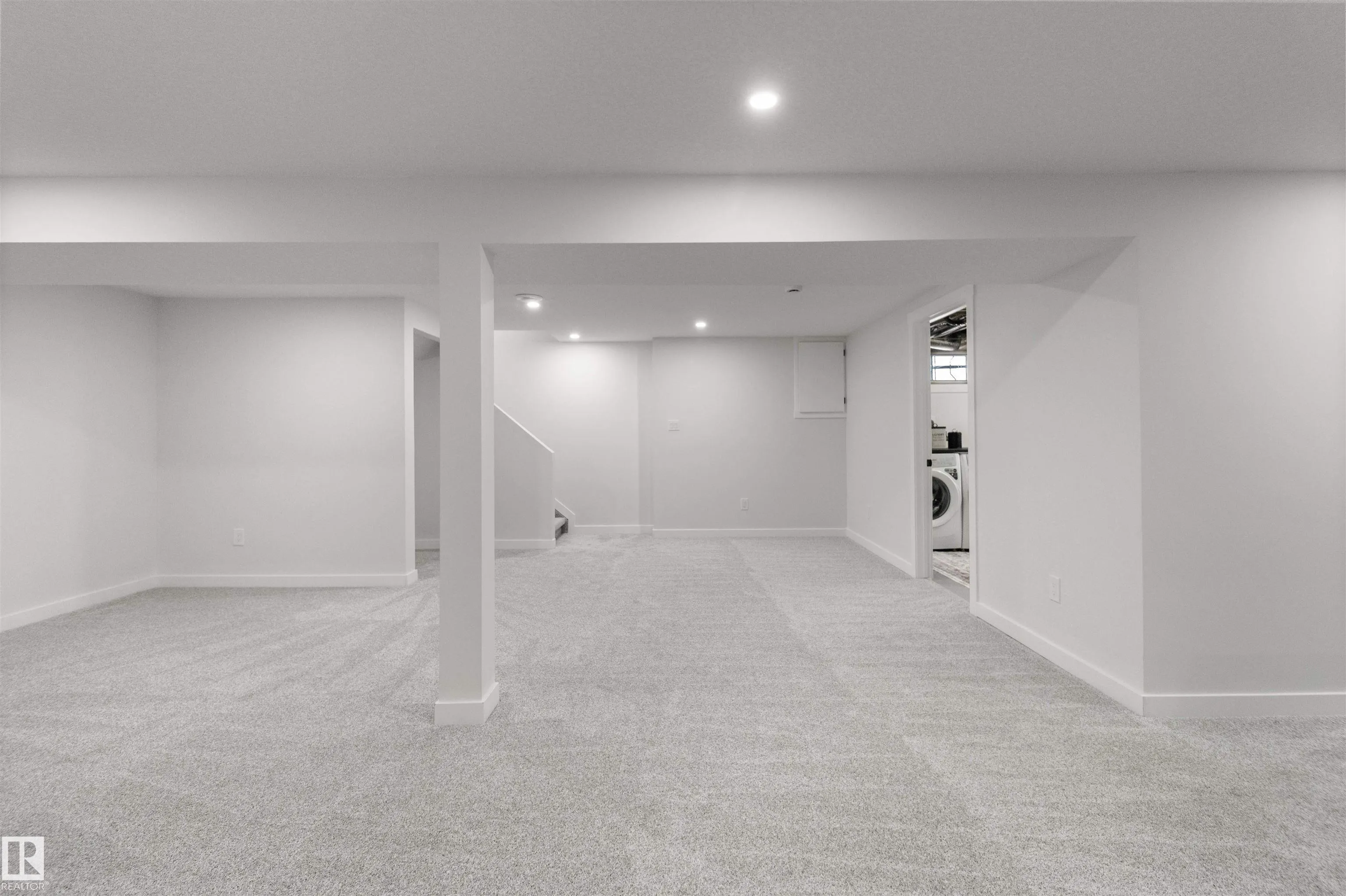 97 GARLAND Crescent