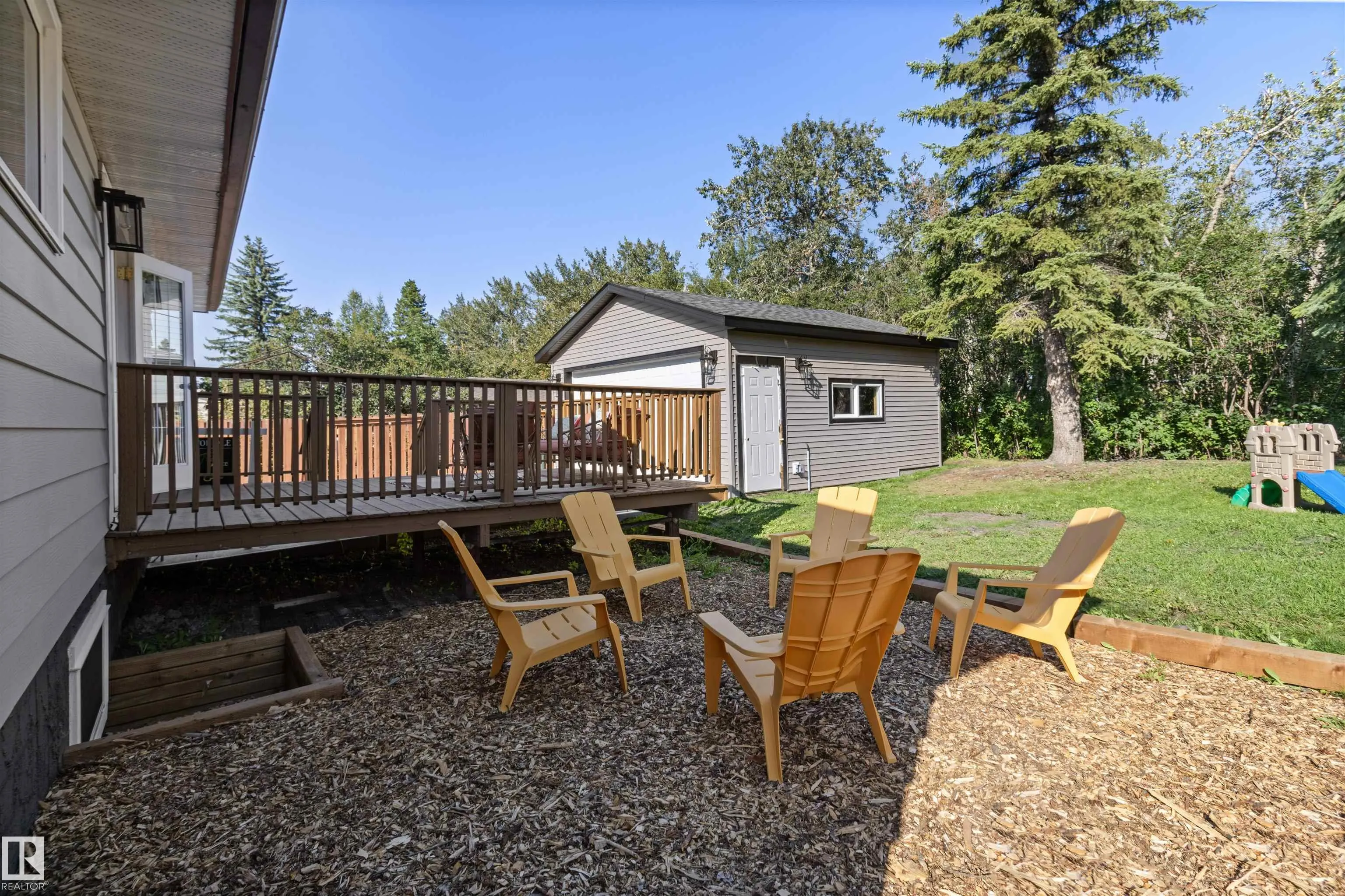 97 GARLAND Crescent