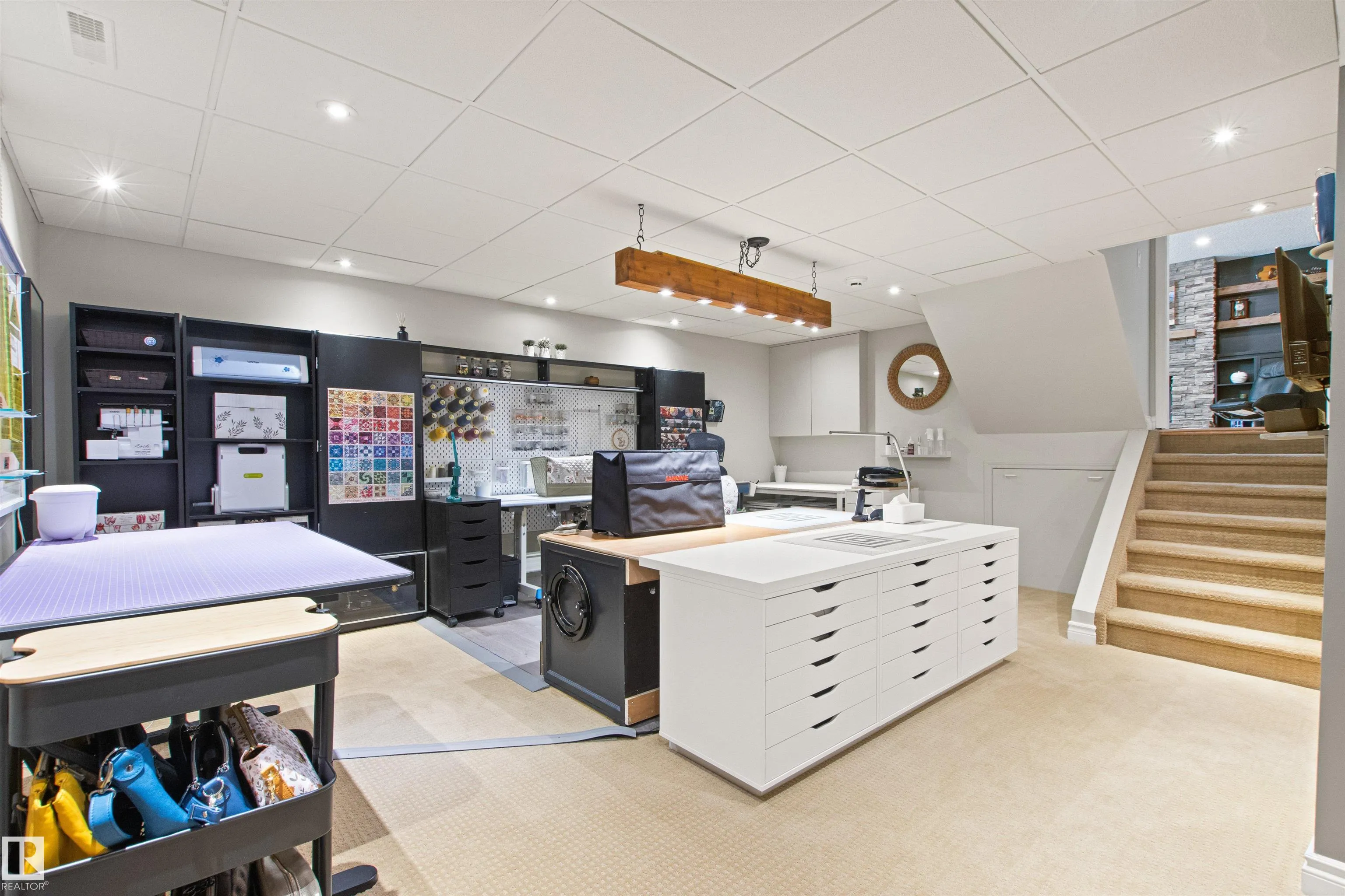 1 LOVATT Place