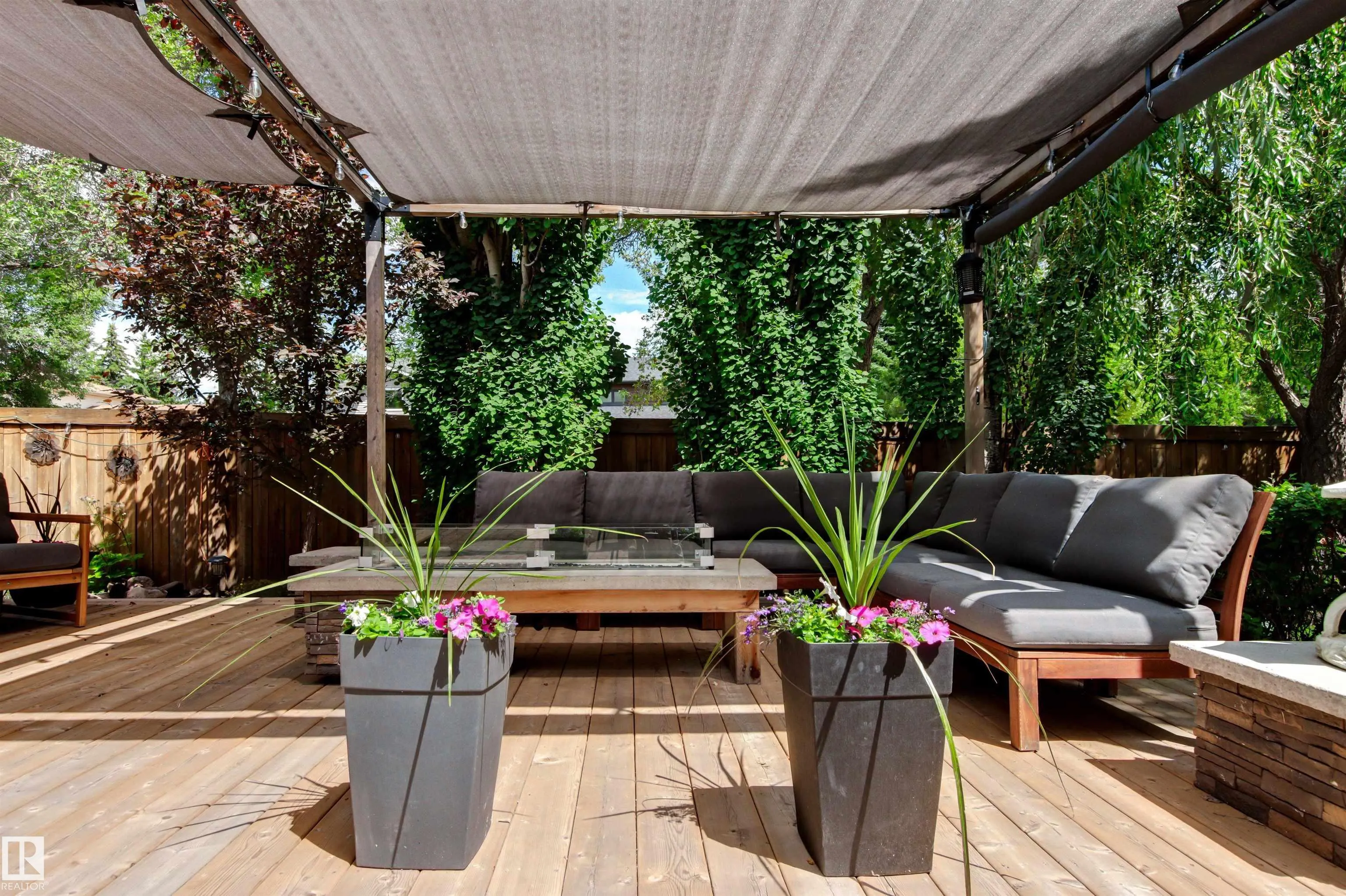 1 LOVATT Place