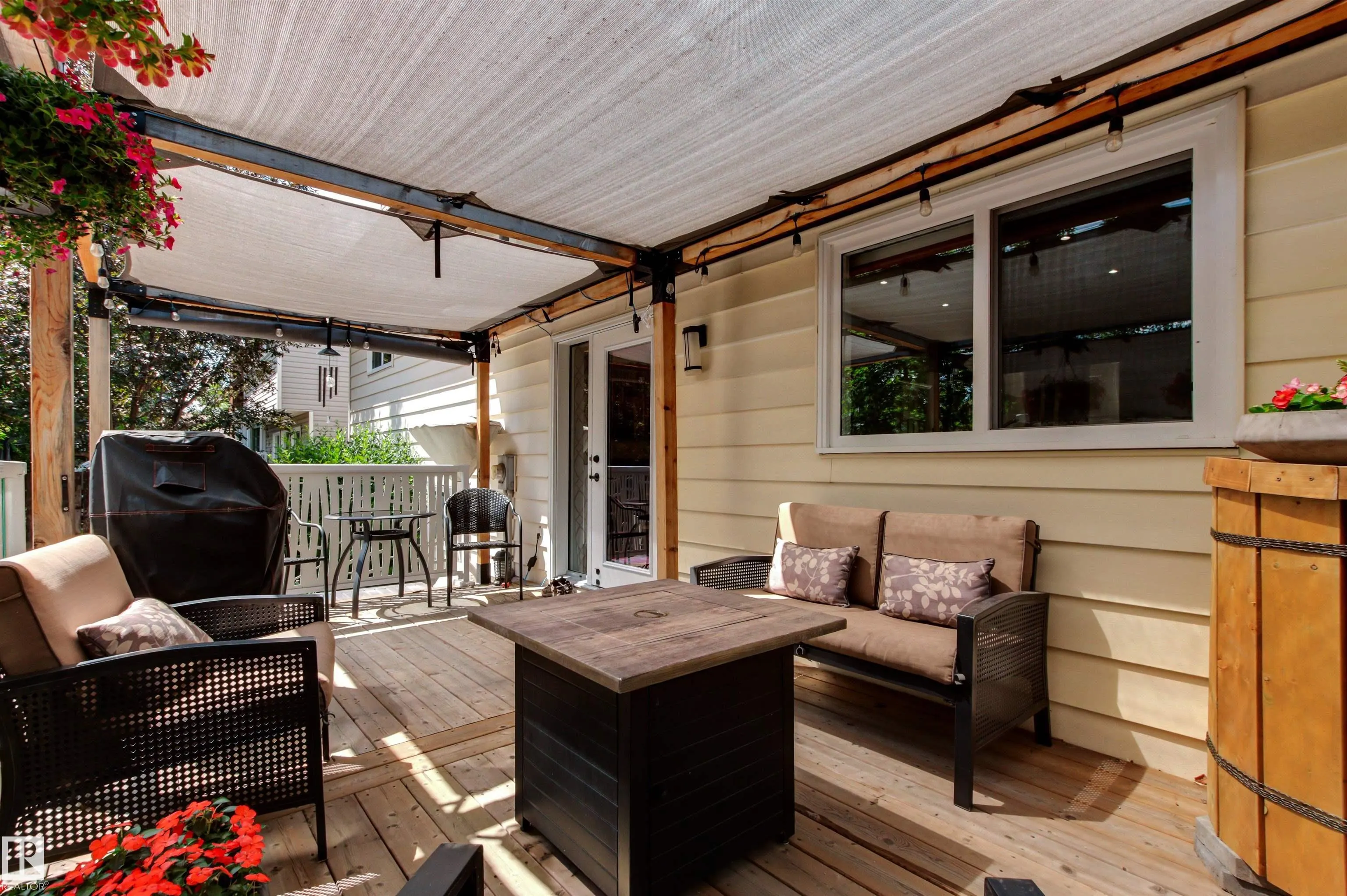 1 LOVATT Place