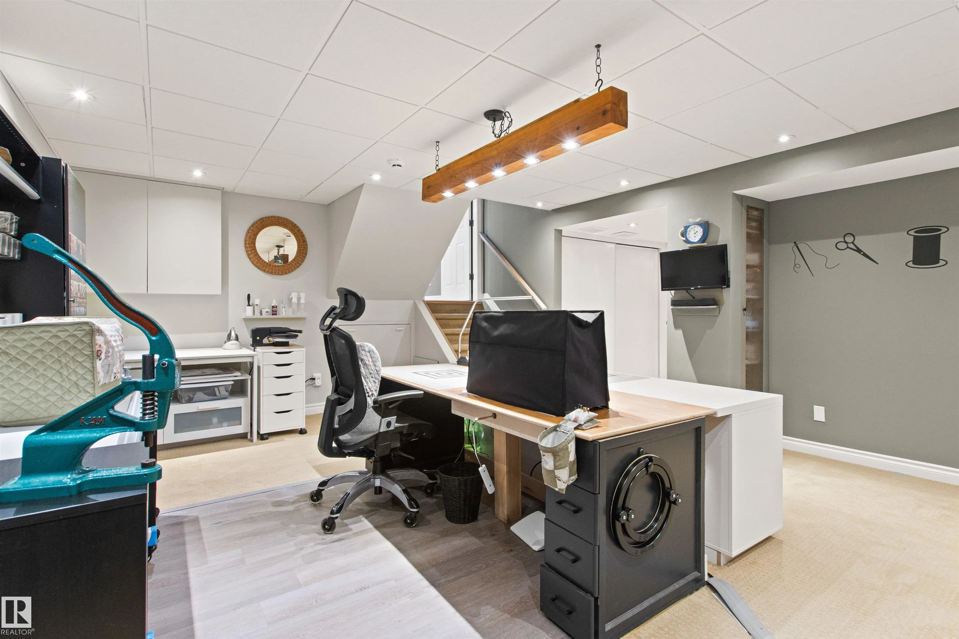 1 LOVATT Place