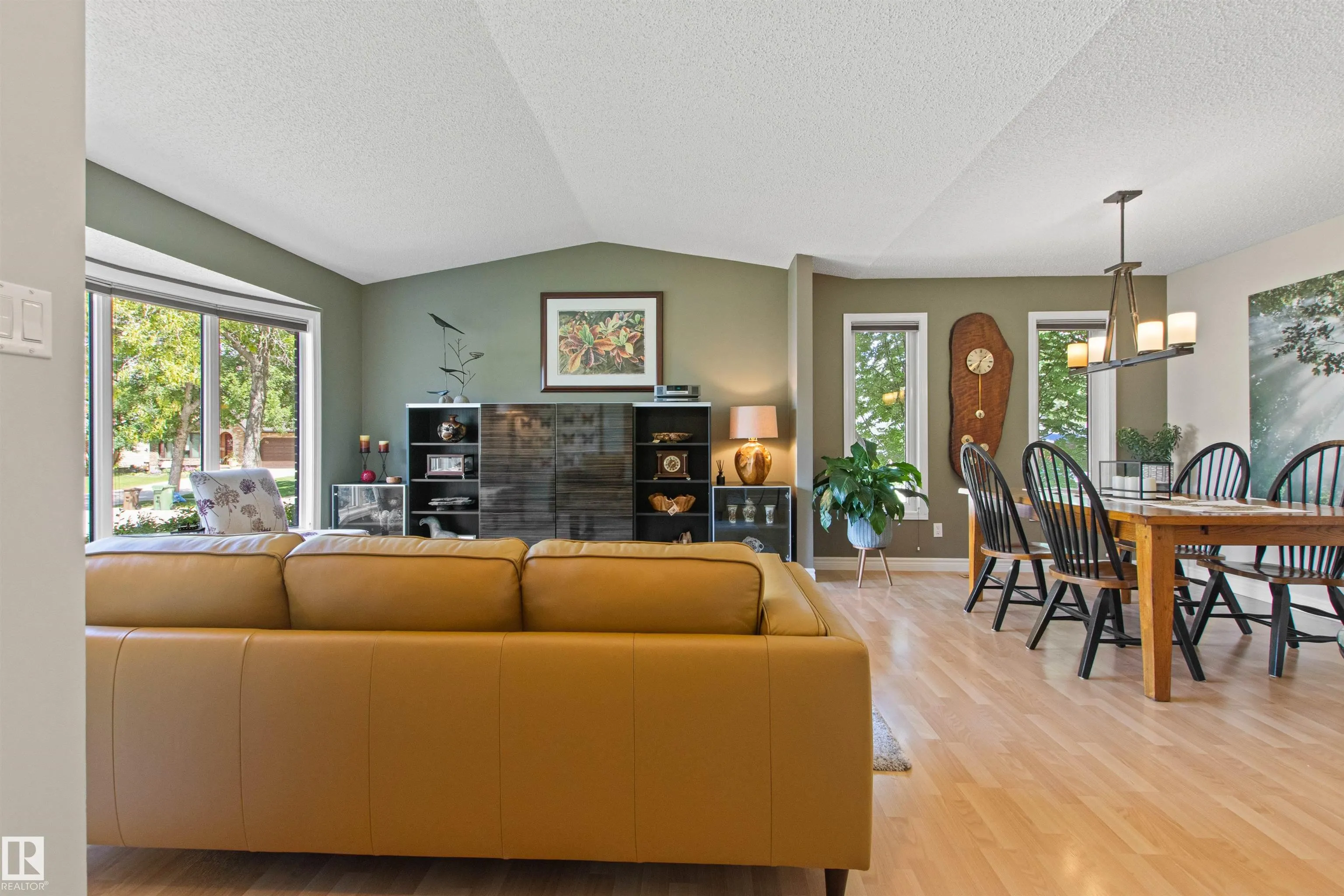 1 LOVATT Place