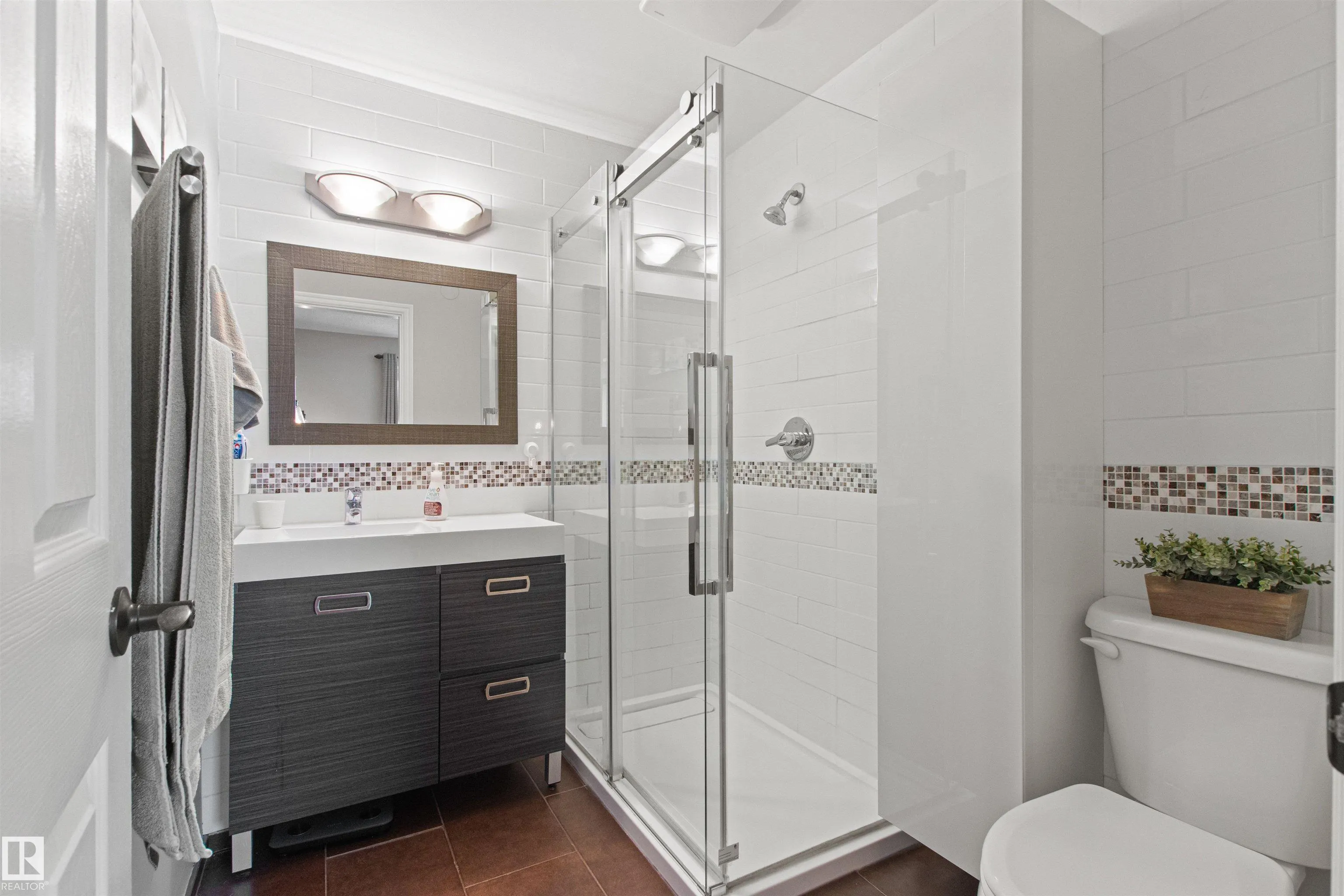 1 LOVATT Place