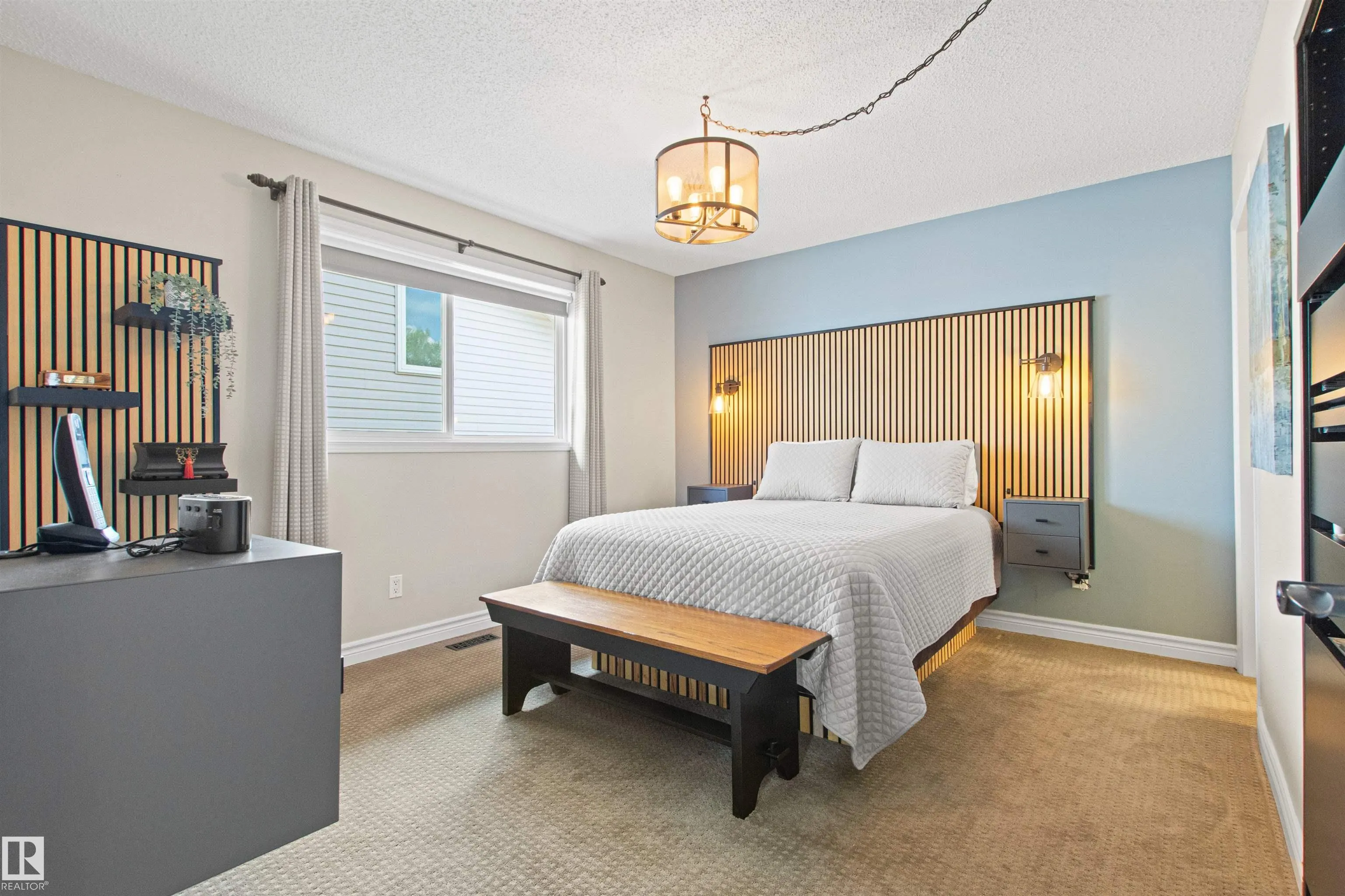 1 LOVATT Place