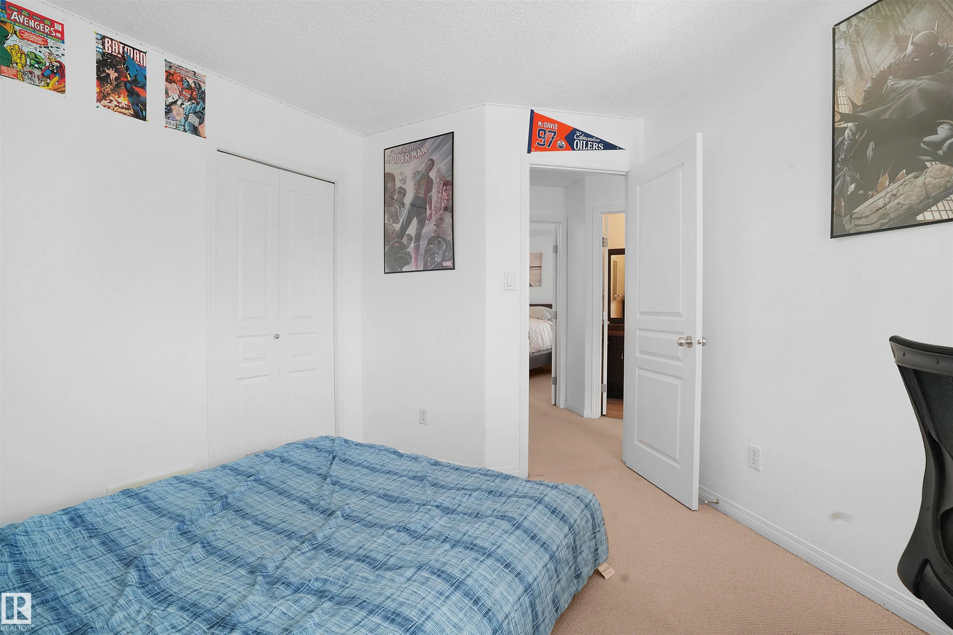 8378 SHASKE Crescent