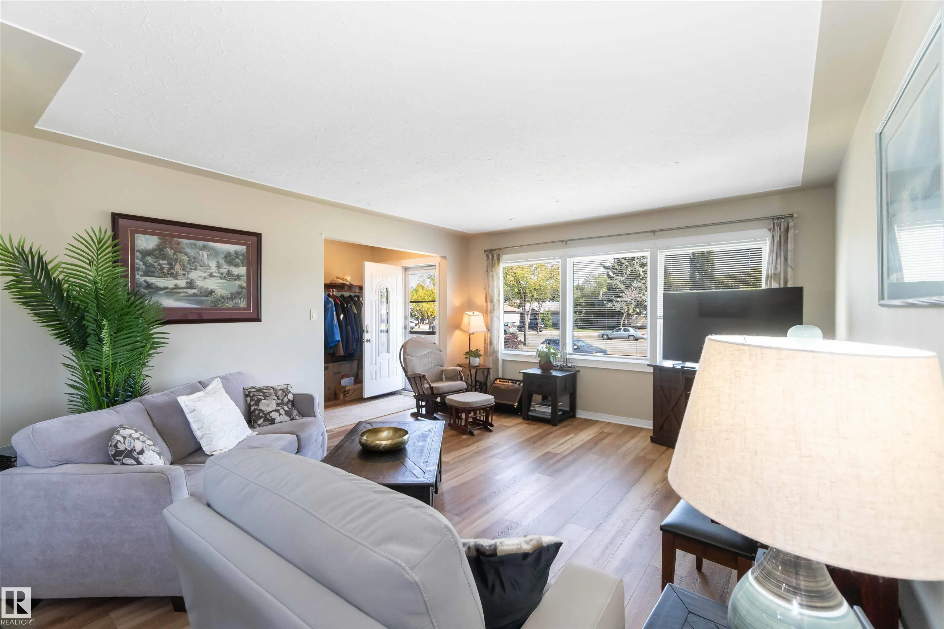 12260 St.Albert Trail