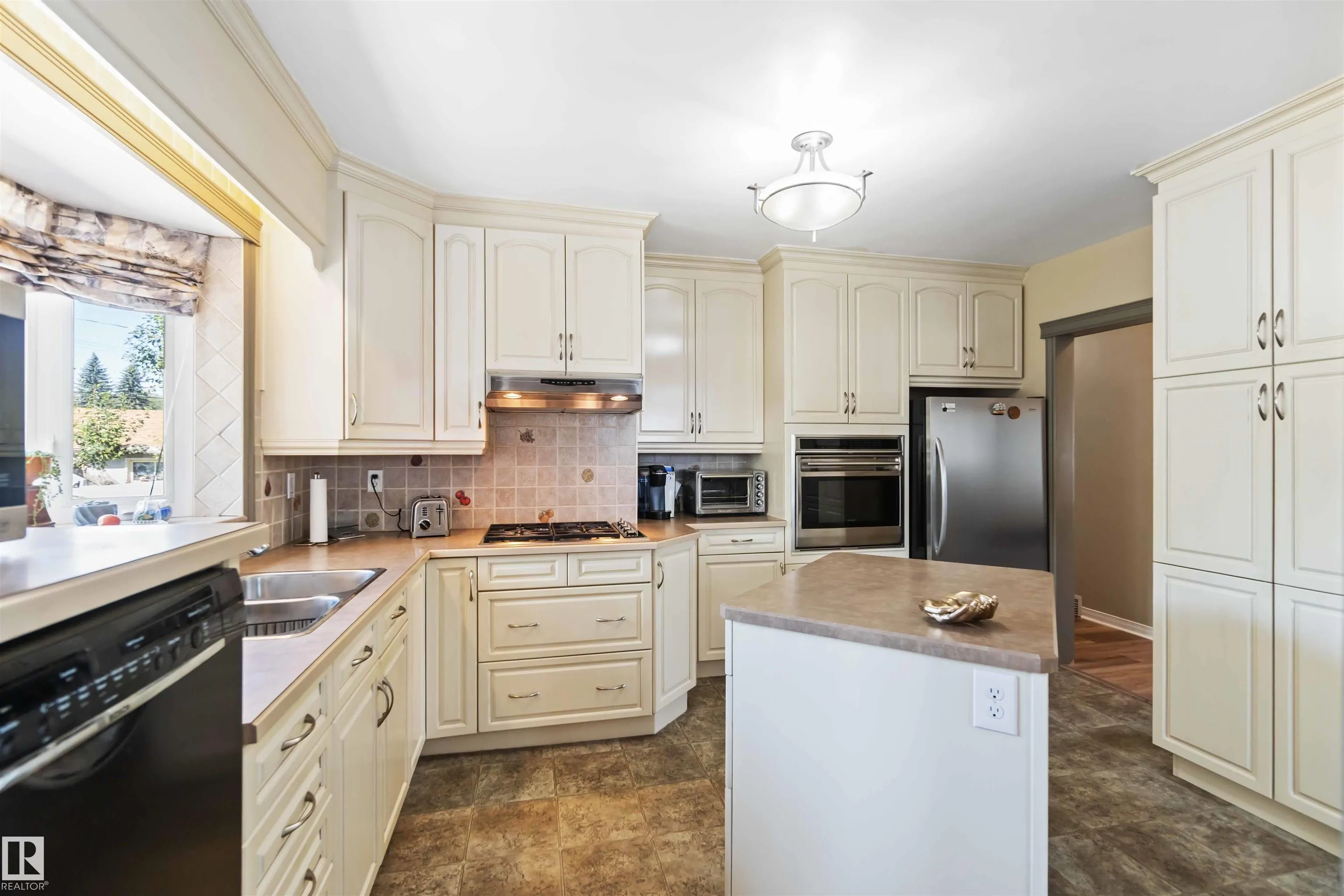 12260 St.Albert Trail