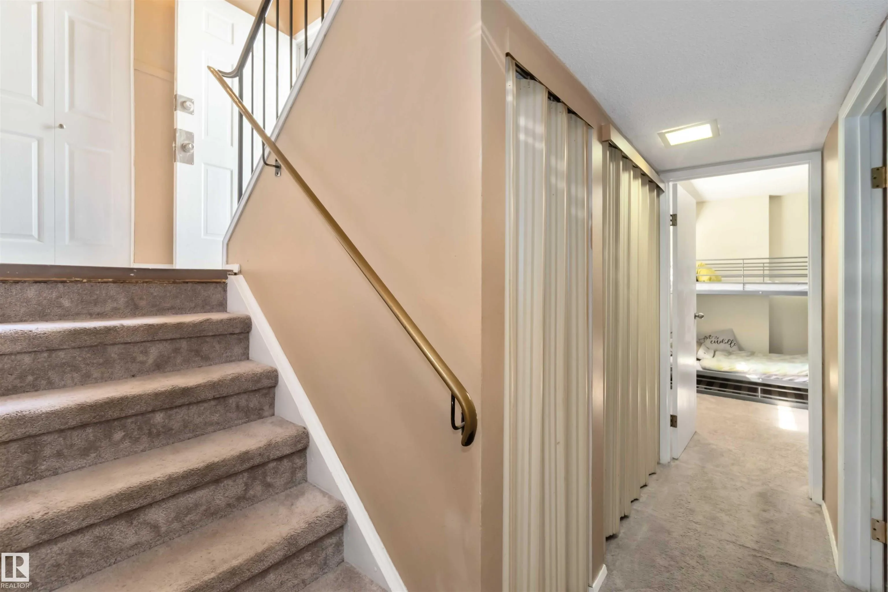546 Willow Court