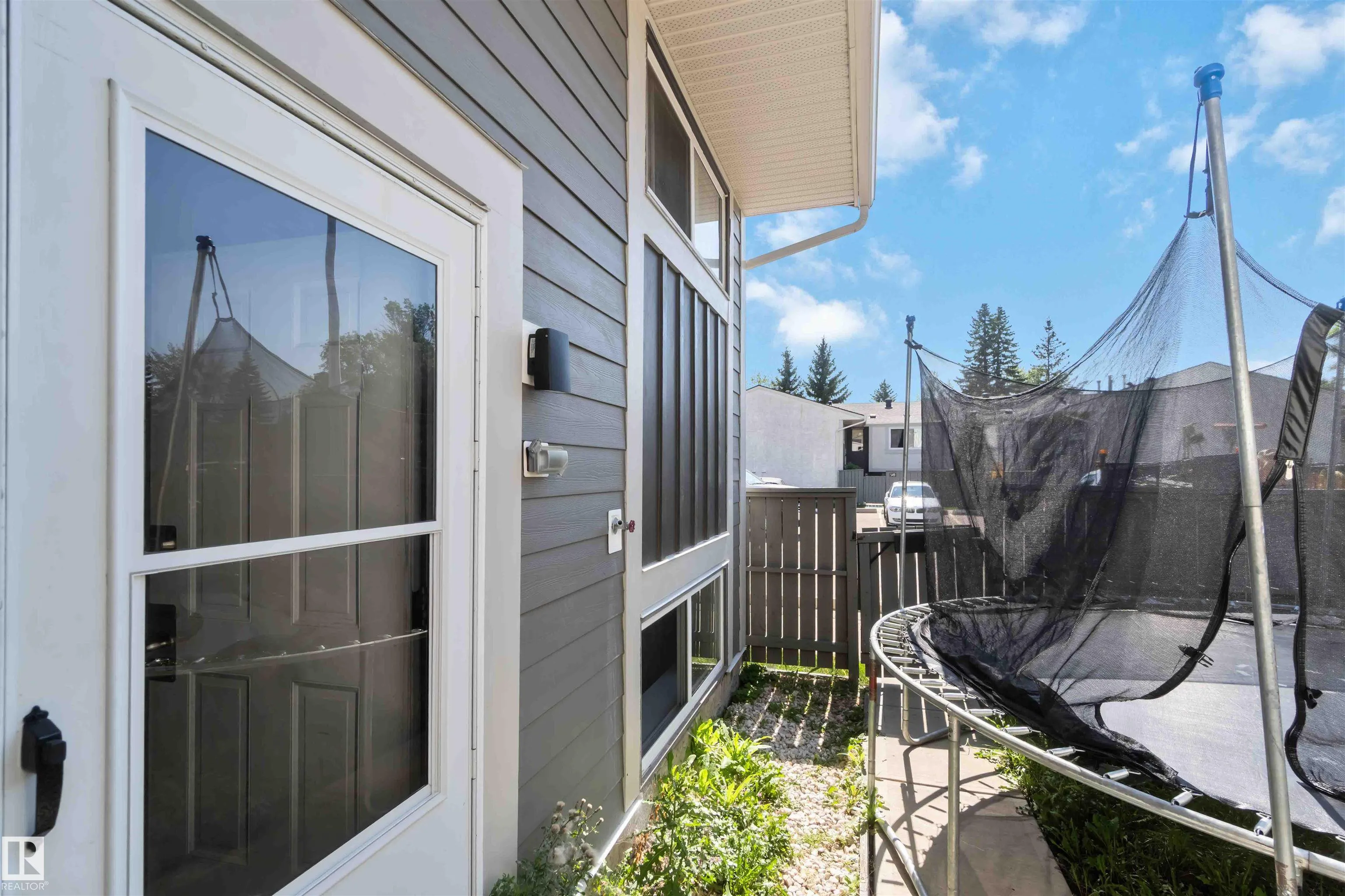 546 Willow Court