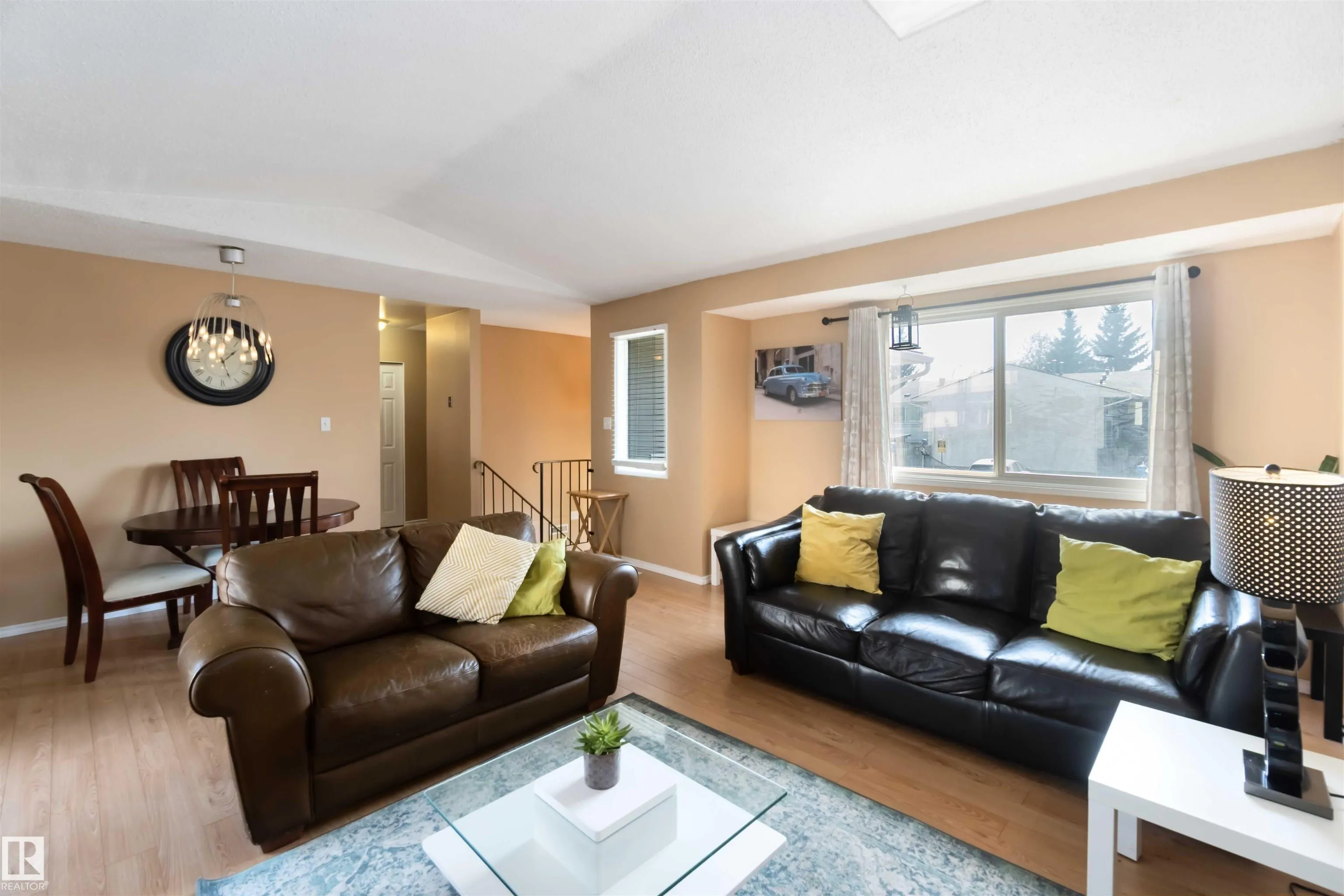 546 Willow Court