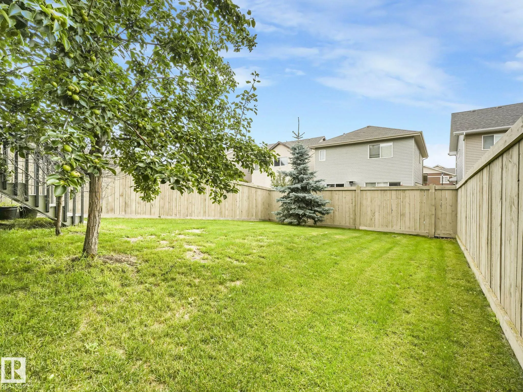 1671 CHAPMAN Way