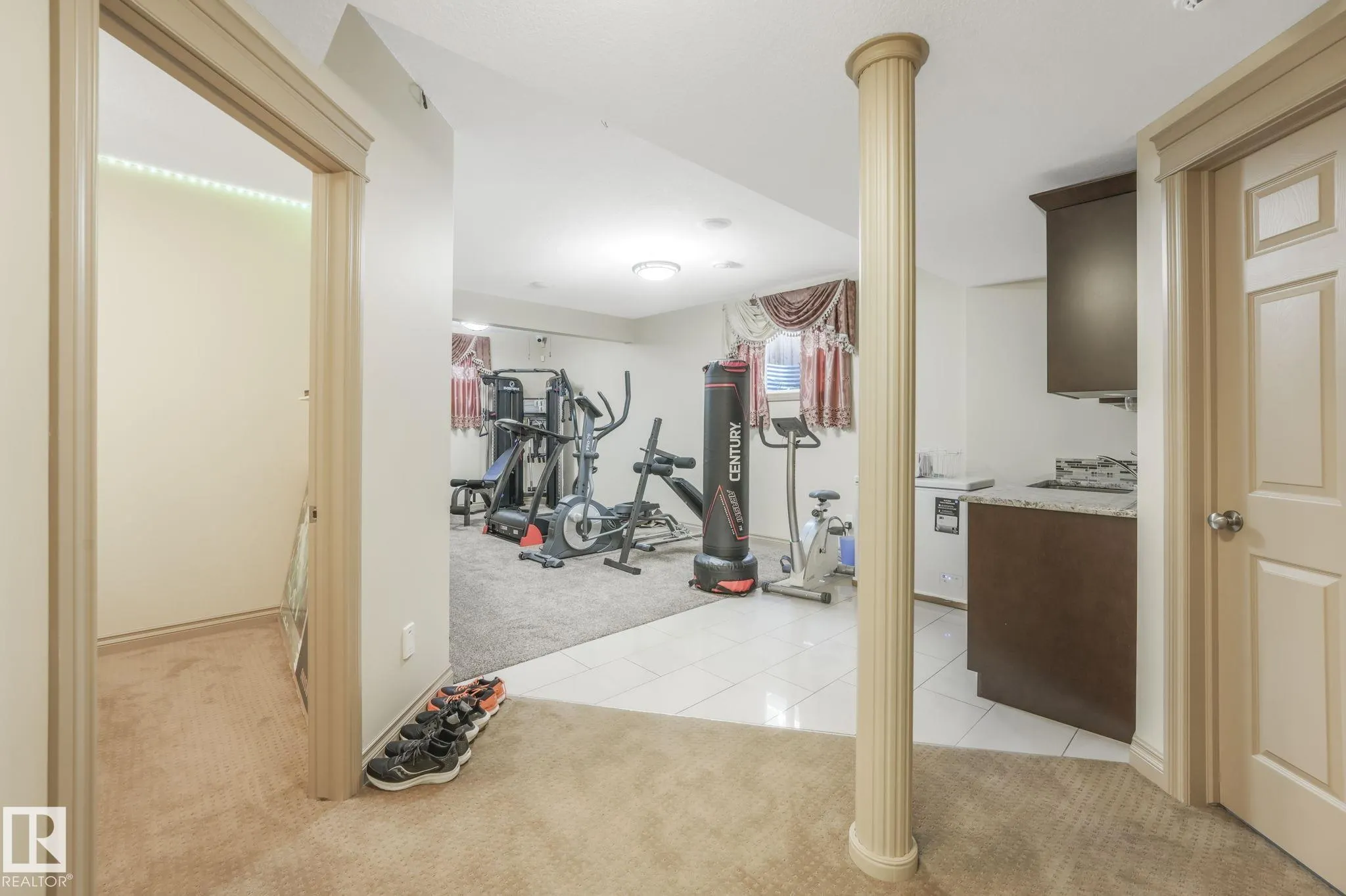 1238 SECORD LANDING Landing