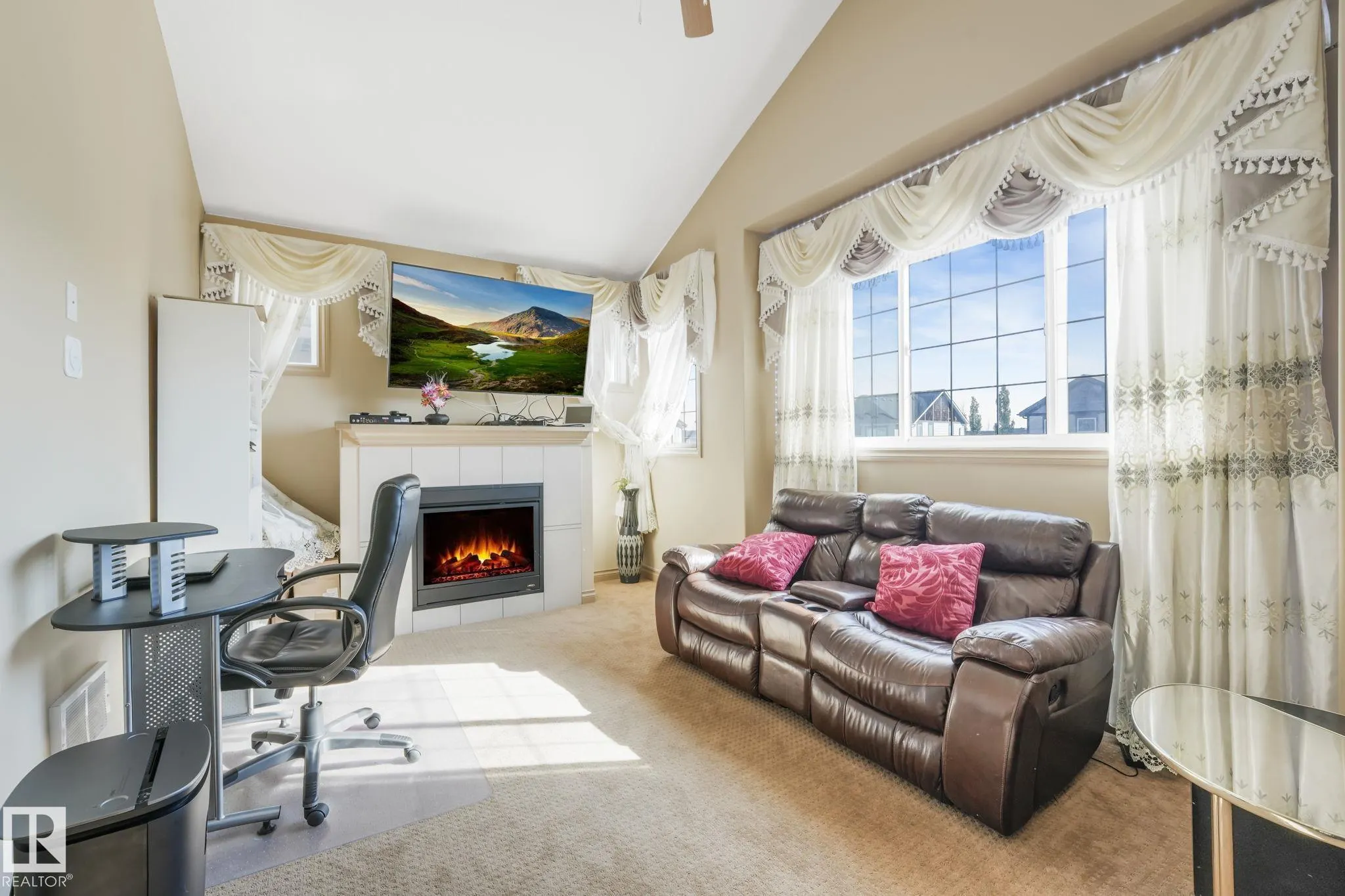 1238 SECORD LANDING Landing
