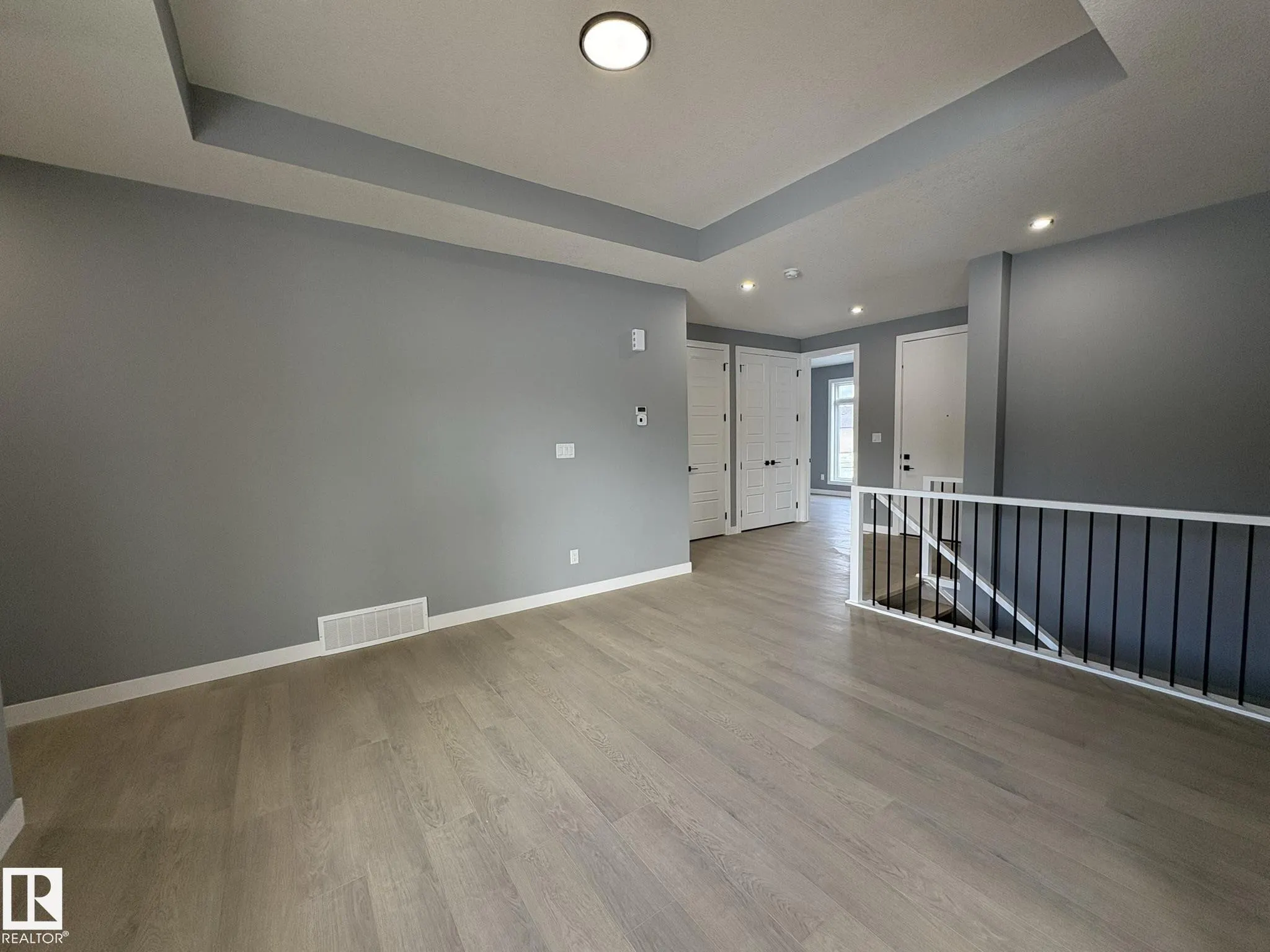 4504 56 AVE