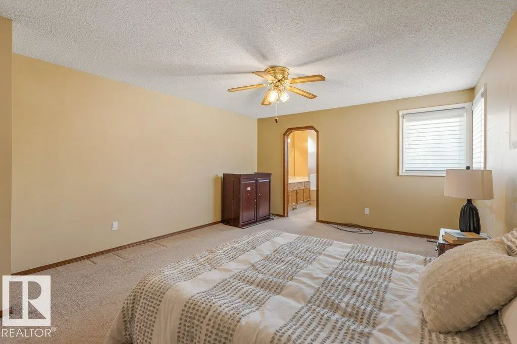 51 ALDERWOOD BLVD