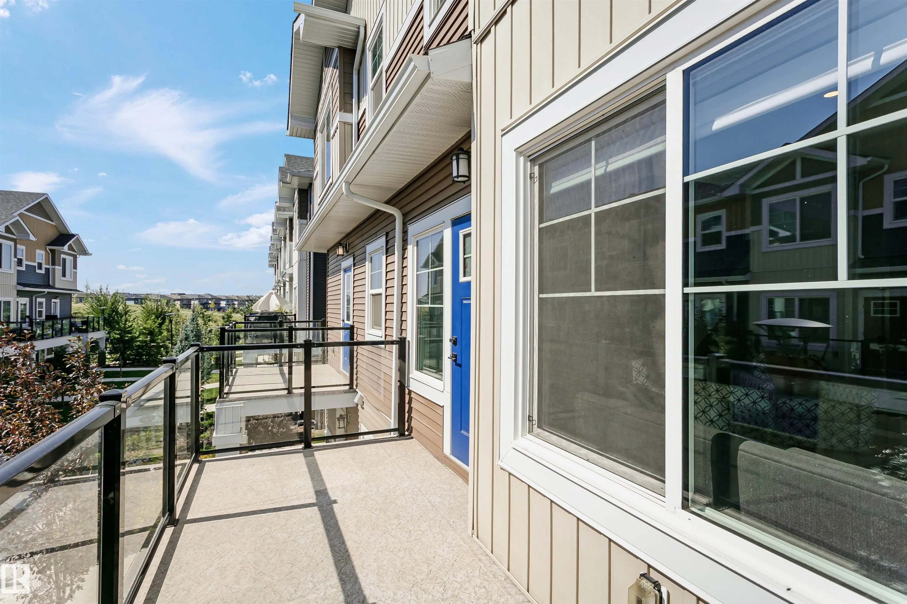 230 EDGEMONT Road