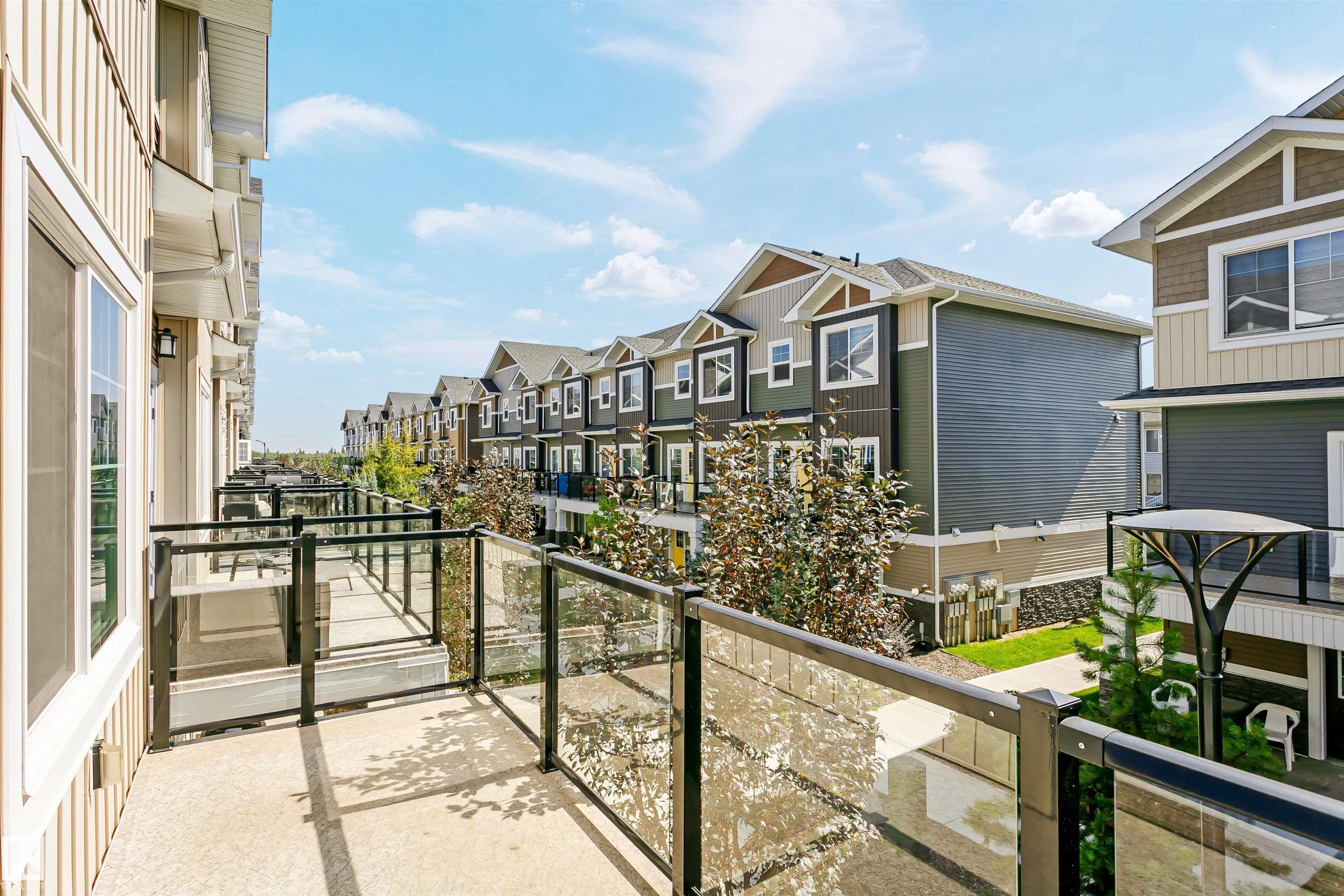 230 EDGEMONT Road