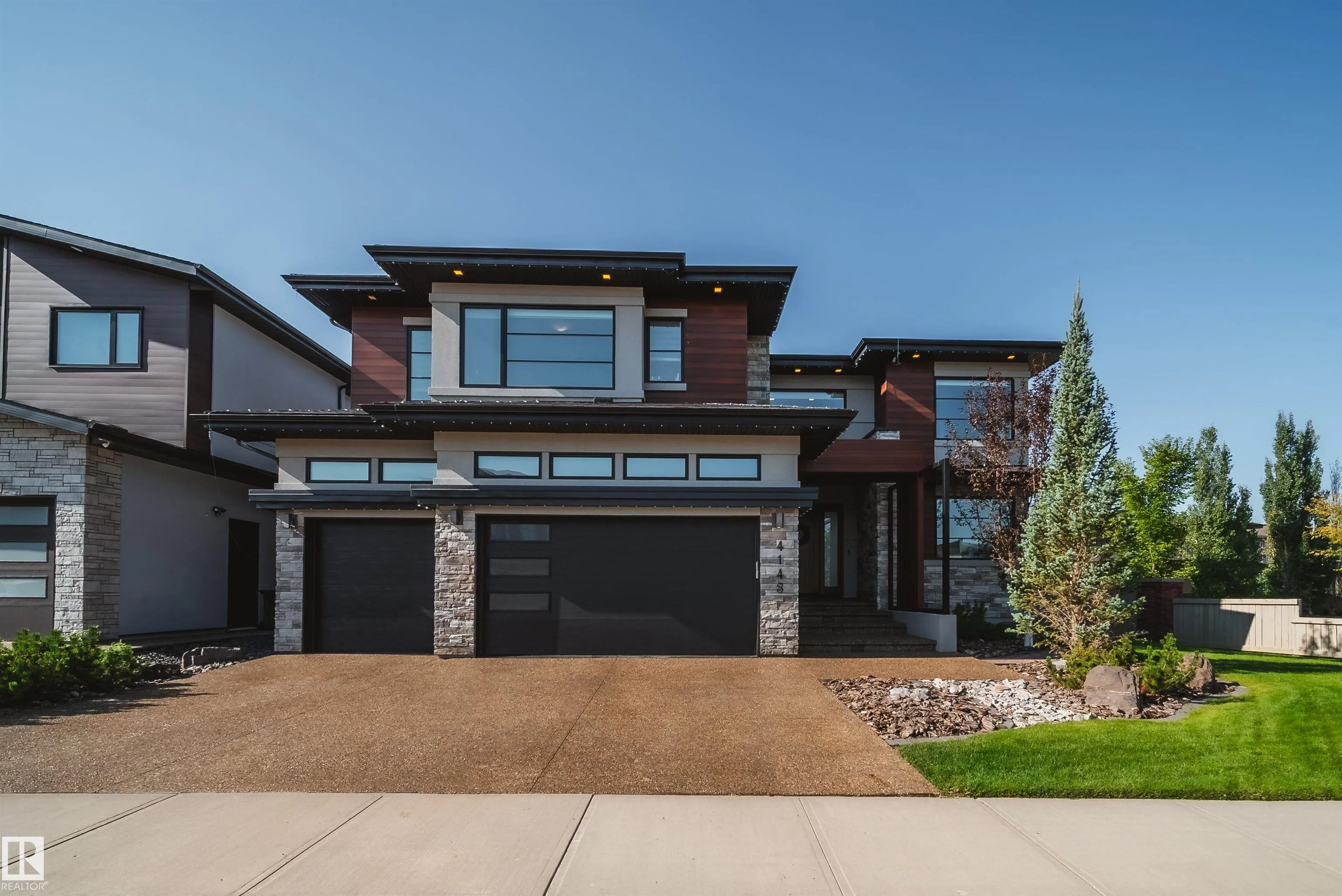4143 KENNEDY GREEN Green