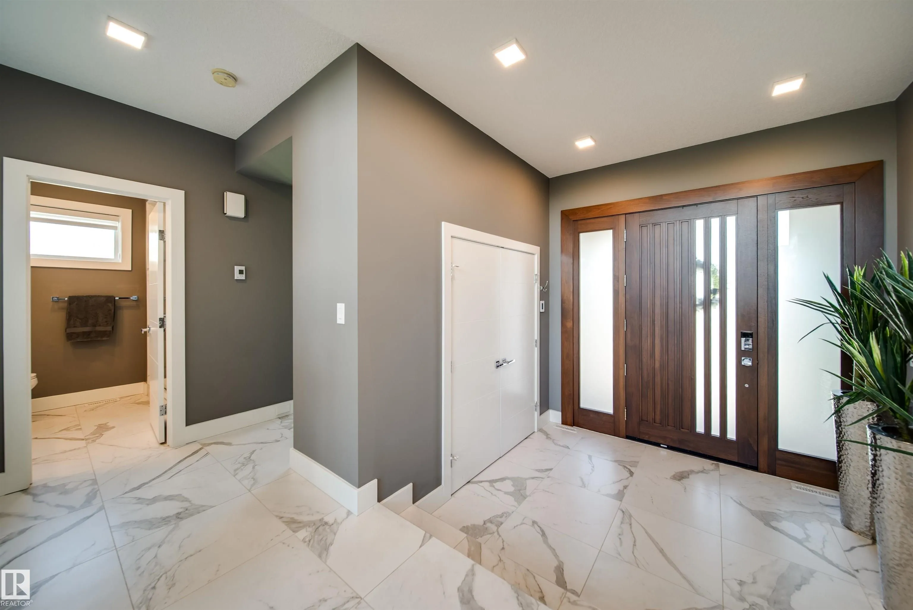 4143 KENNEDY GREEN Green