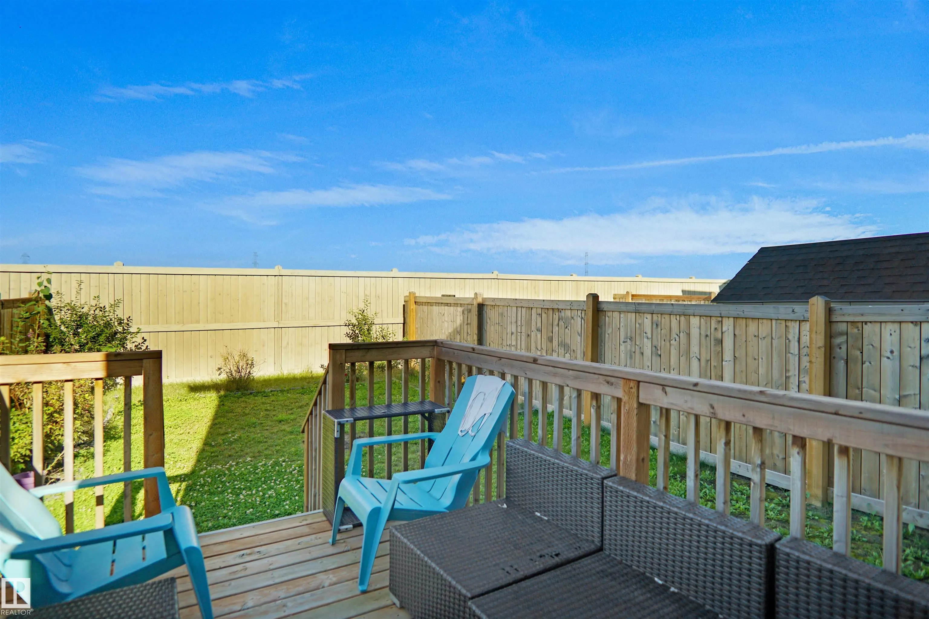 671 EAGLESON CRESCENT NW