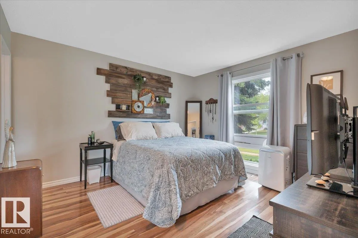 19 LAMOUREUX Place
