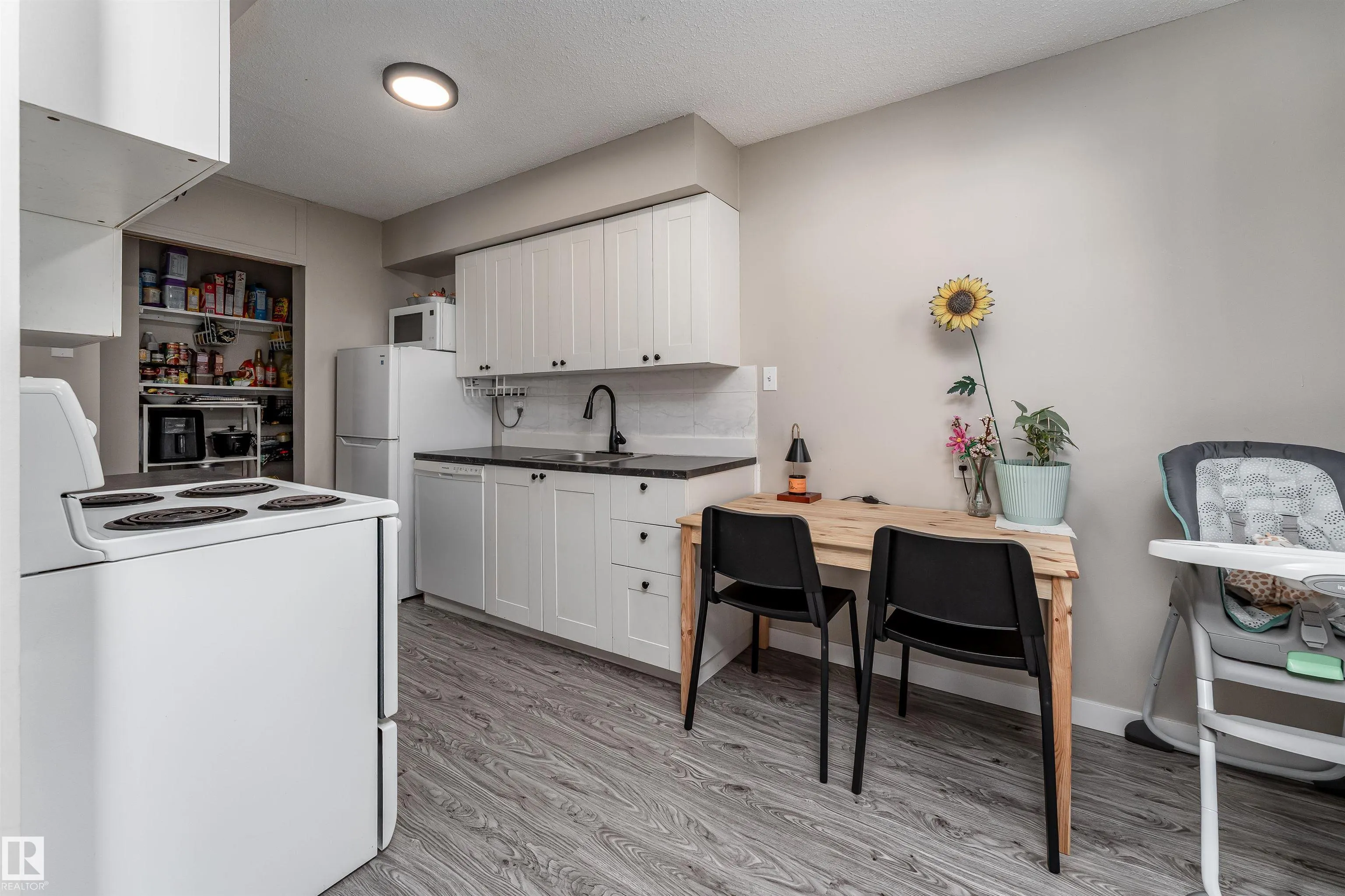 14230 80 Street