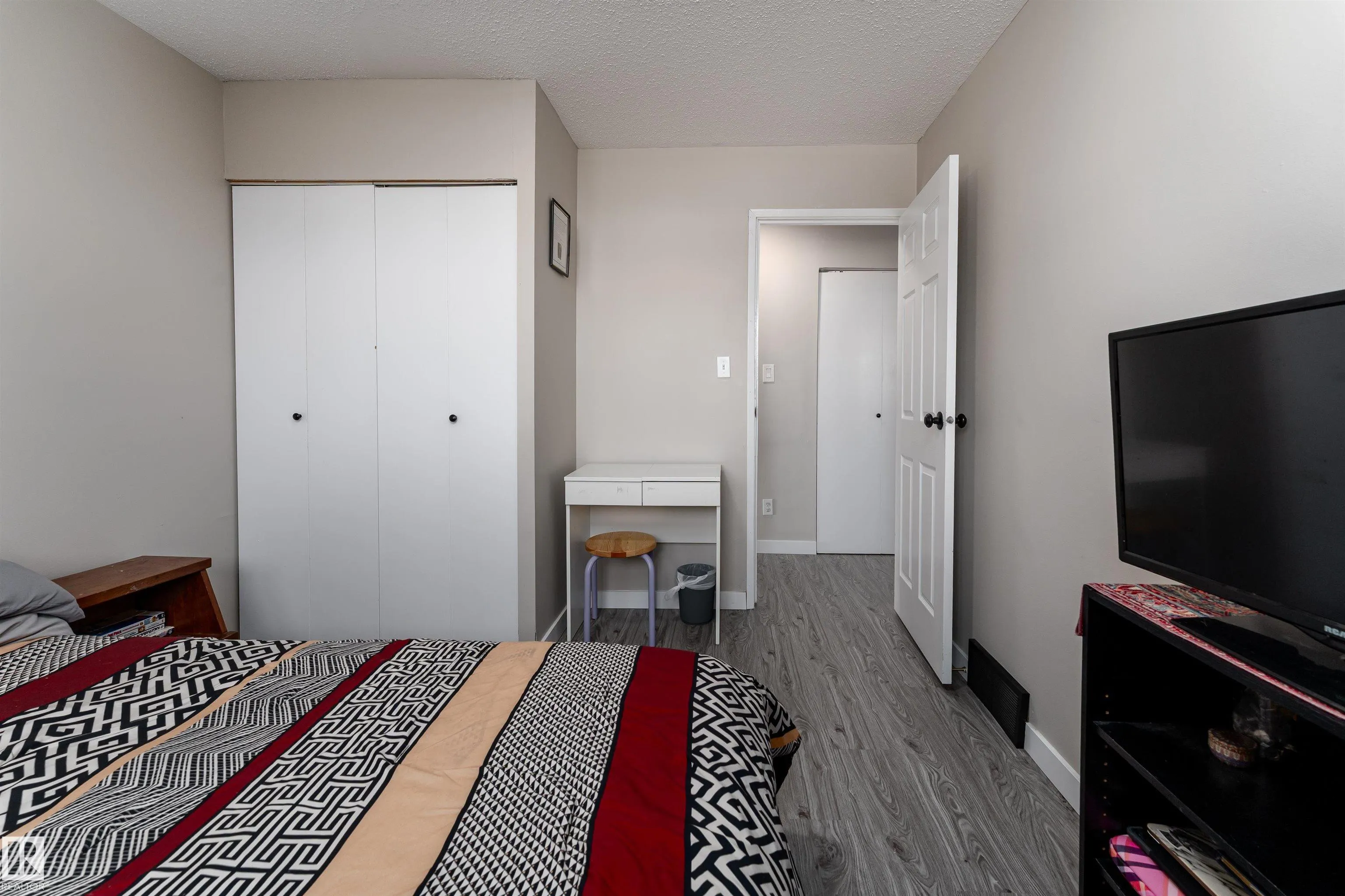 14230 80 Street