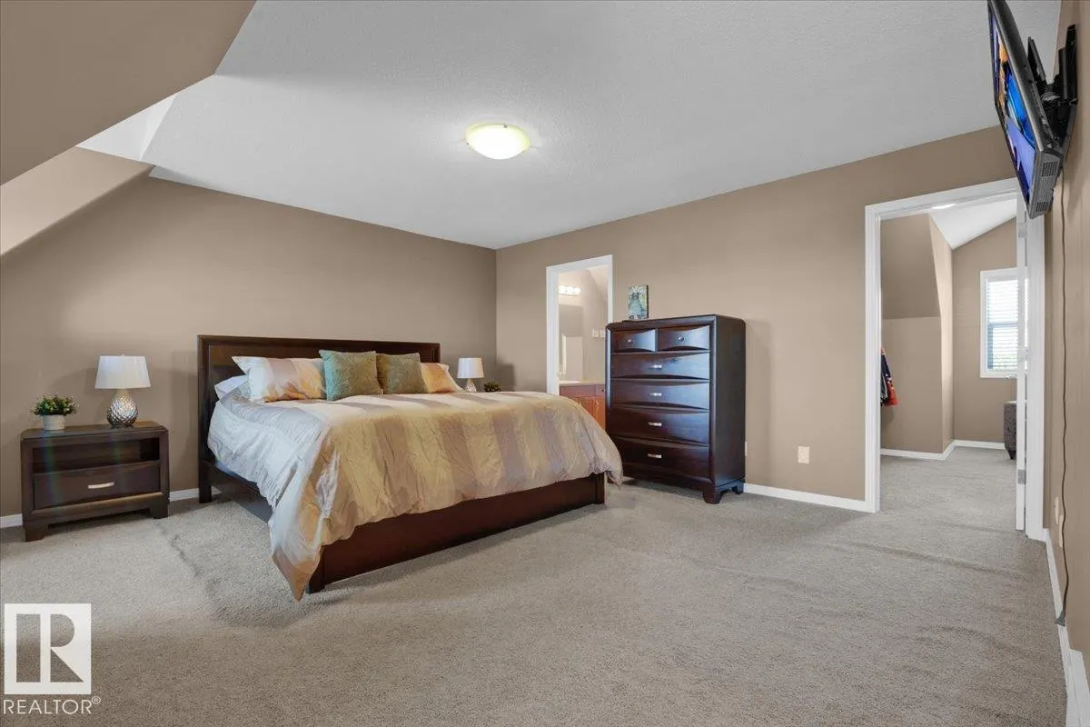 4367 VETERANS Way