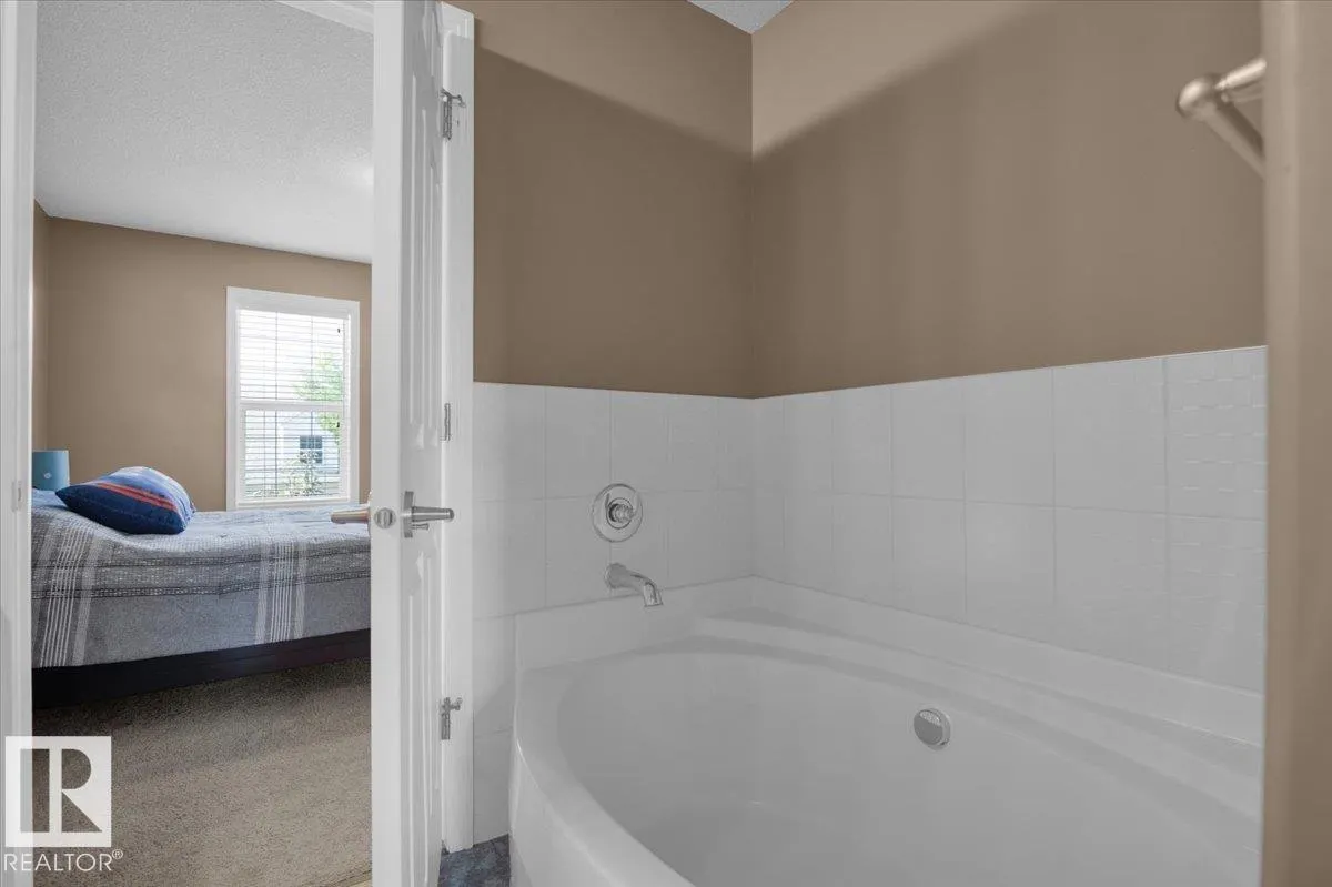 4367 VETERANS Way