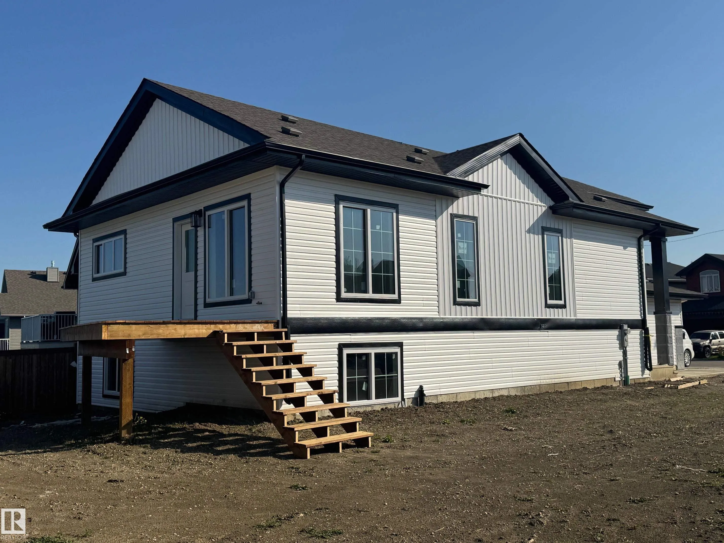 12 Southbridge Crescent