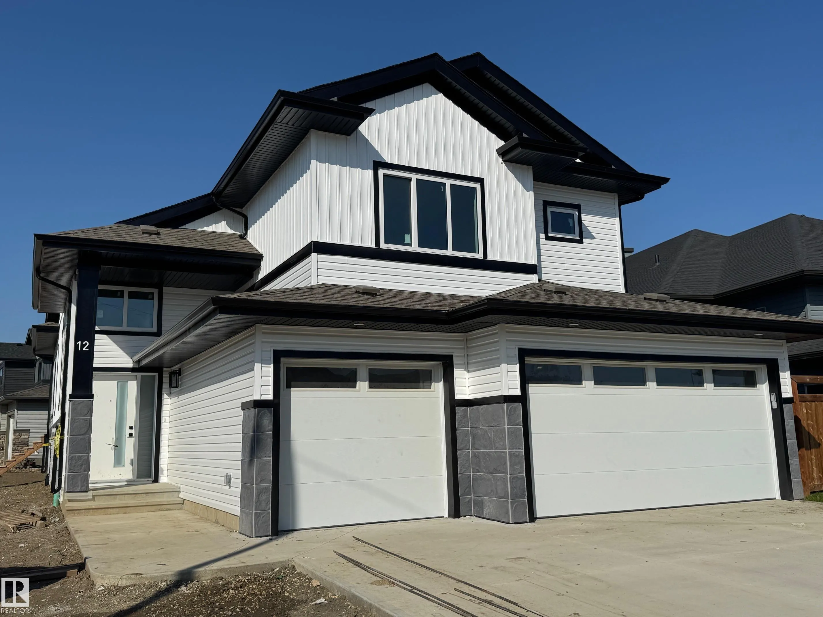 12 Southbridge Crescent