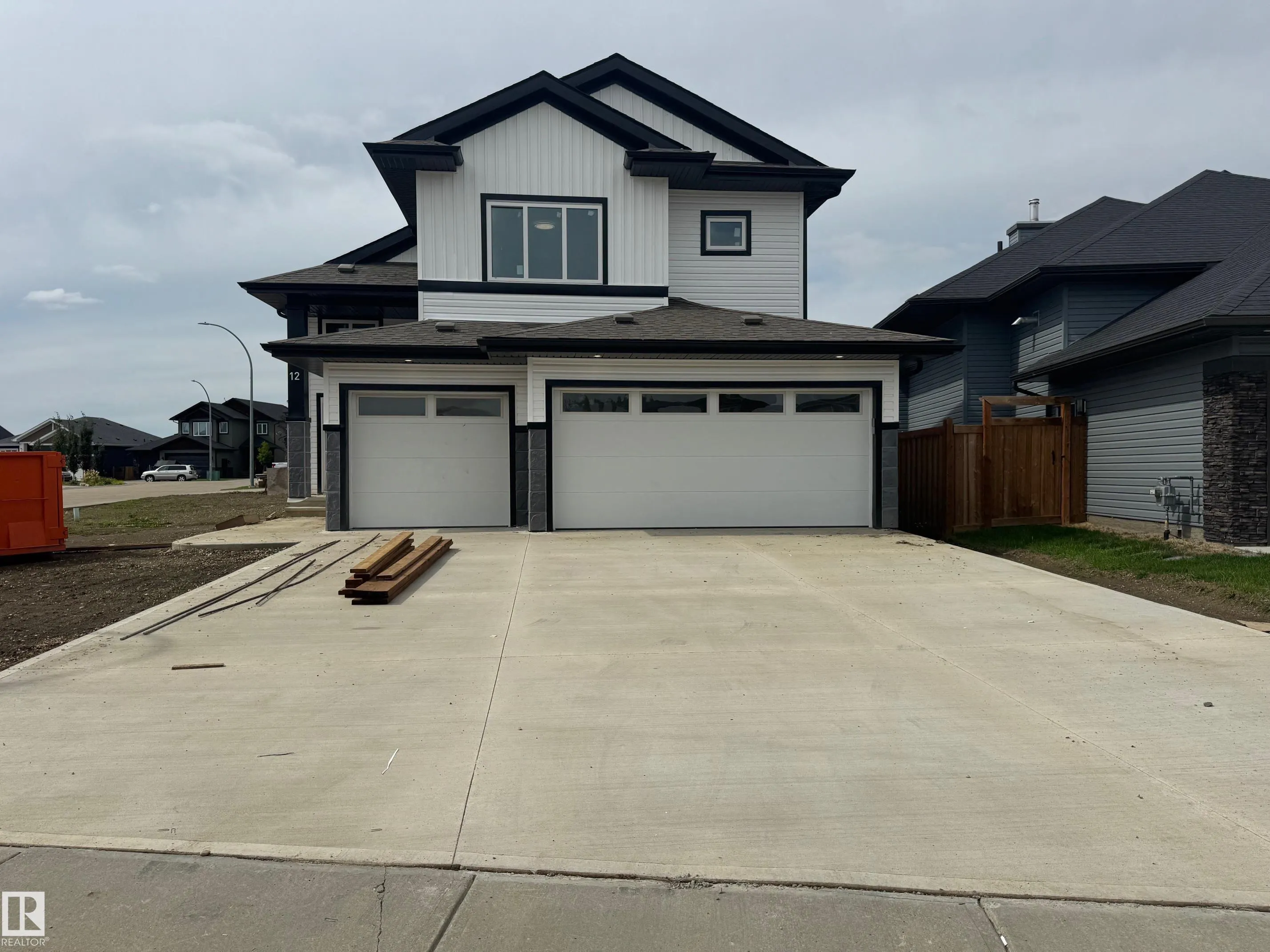 12 Southbridge Crescent