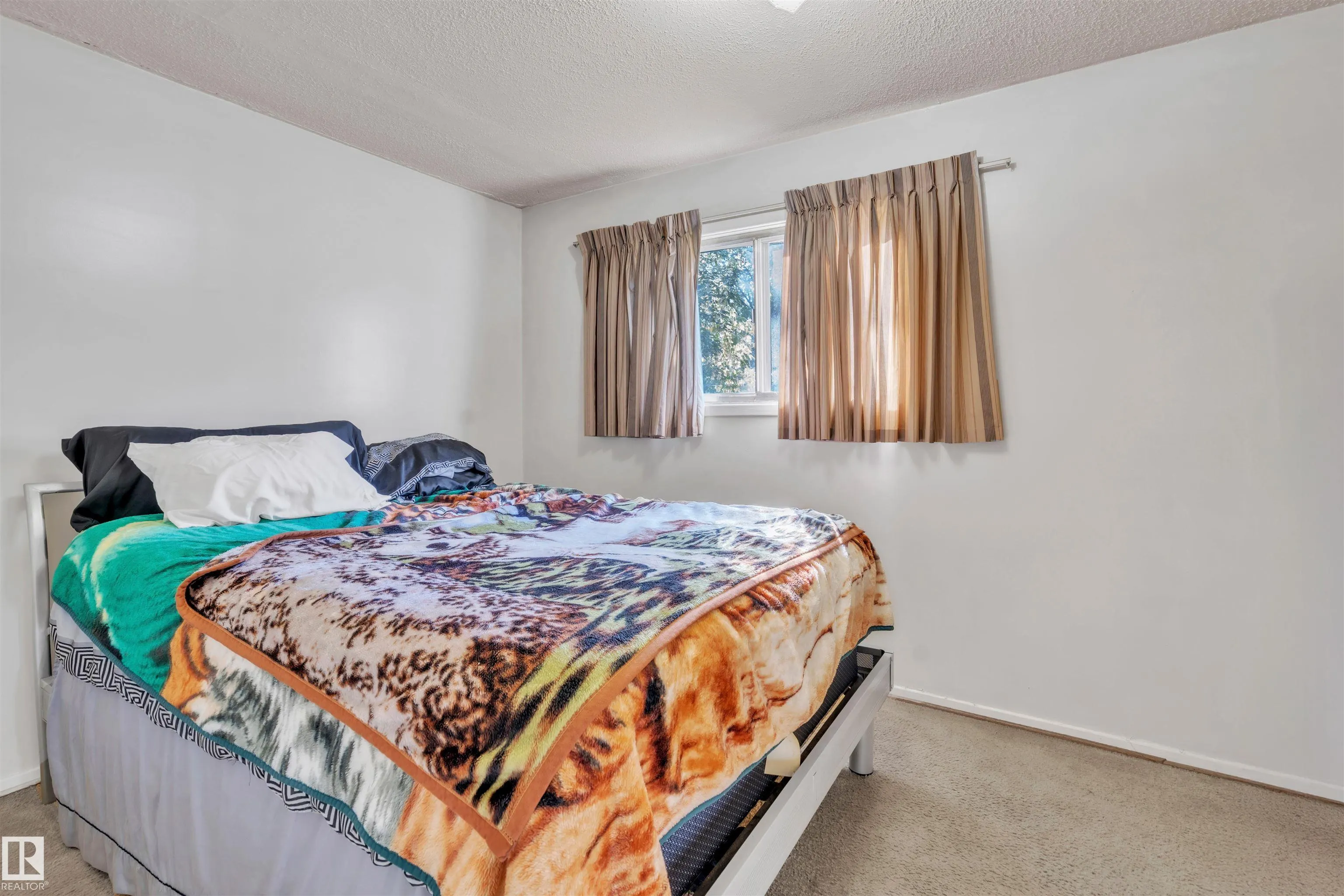 4606 51 Ave